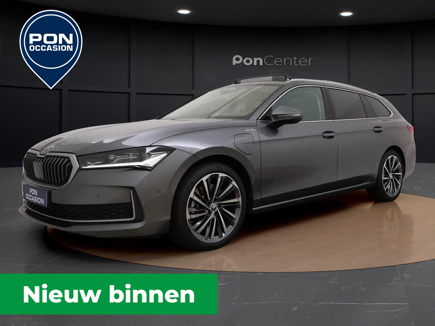 Skoda Superb 1.5 TSI 204 PK DSG PHEV Laurin & Klement | NIEUW B Grijs - 1
