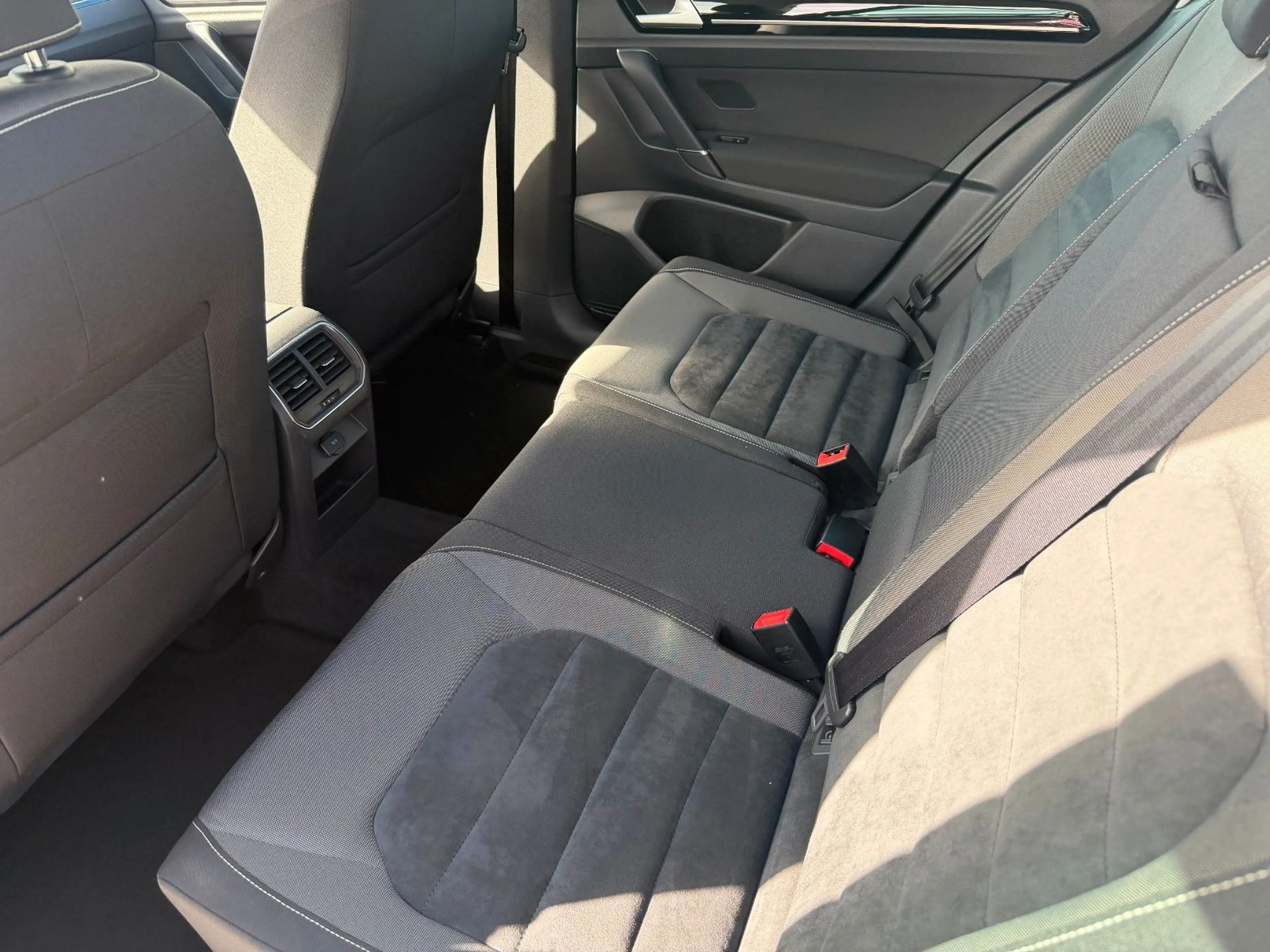 Volkswagen Golf Sportsvan 1,4*HIGHLINE*AHK*ACC*BI-XENON* — photo 13