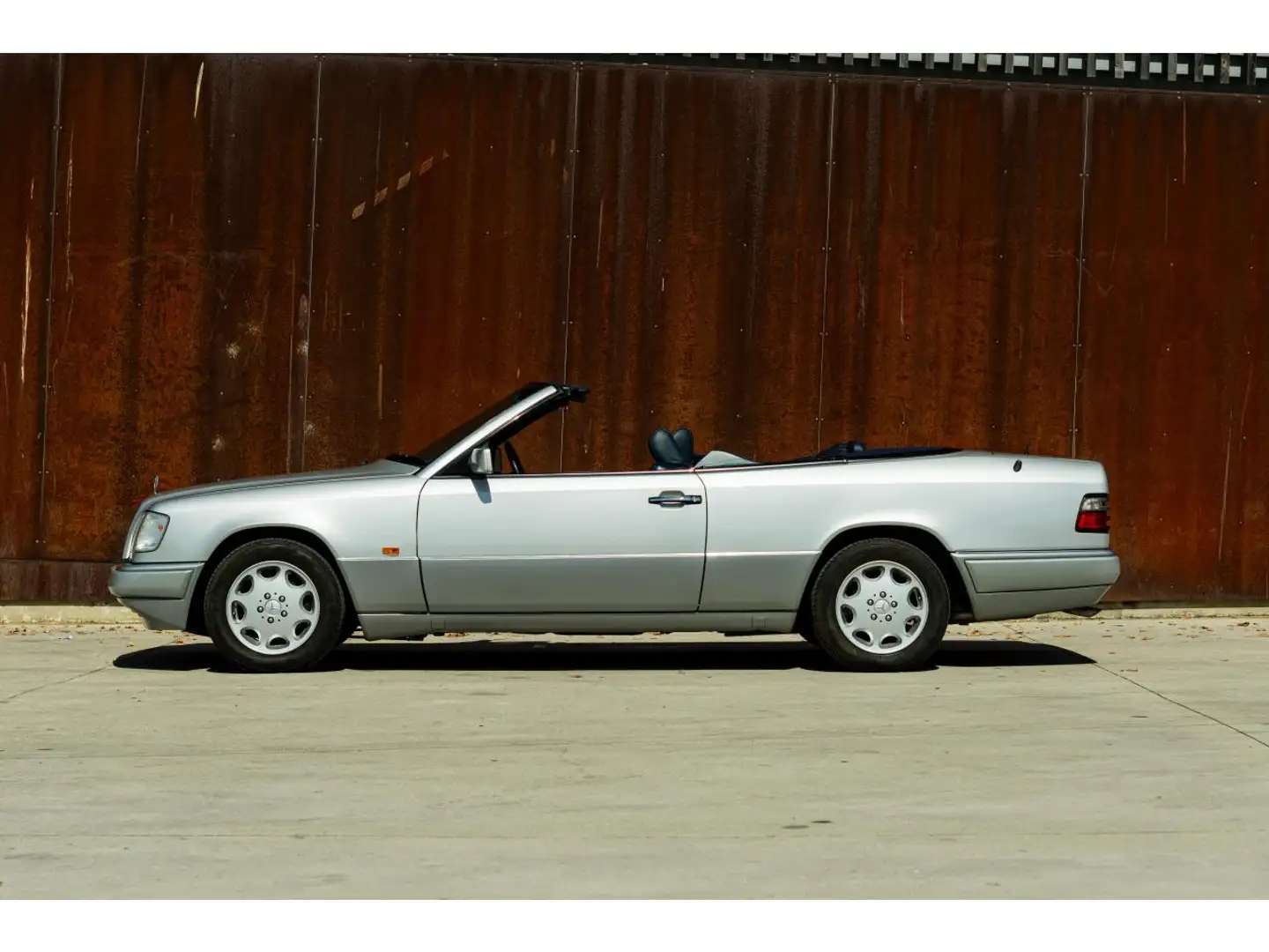 Mercedes-Benz E 200 E200  CABRIOLET - W124 - 2