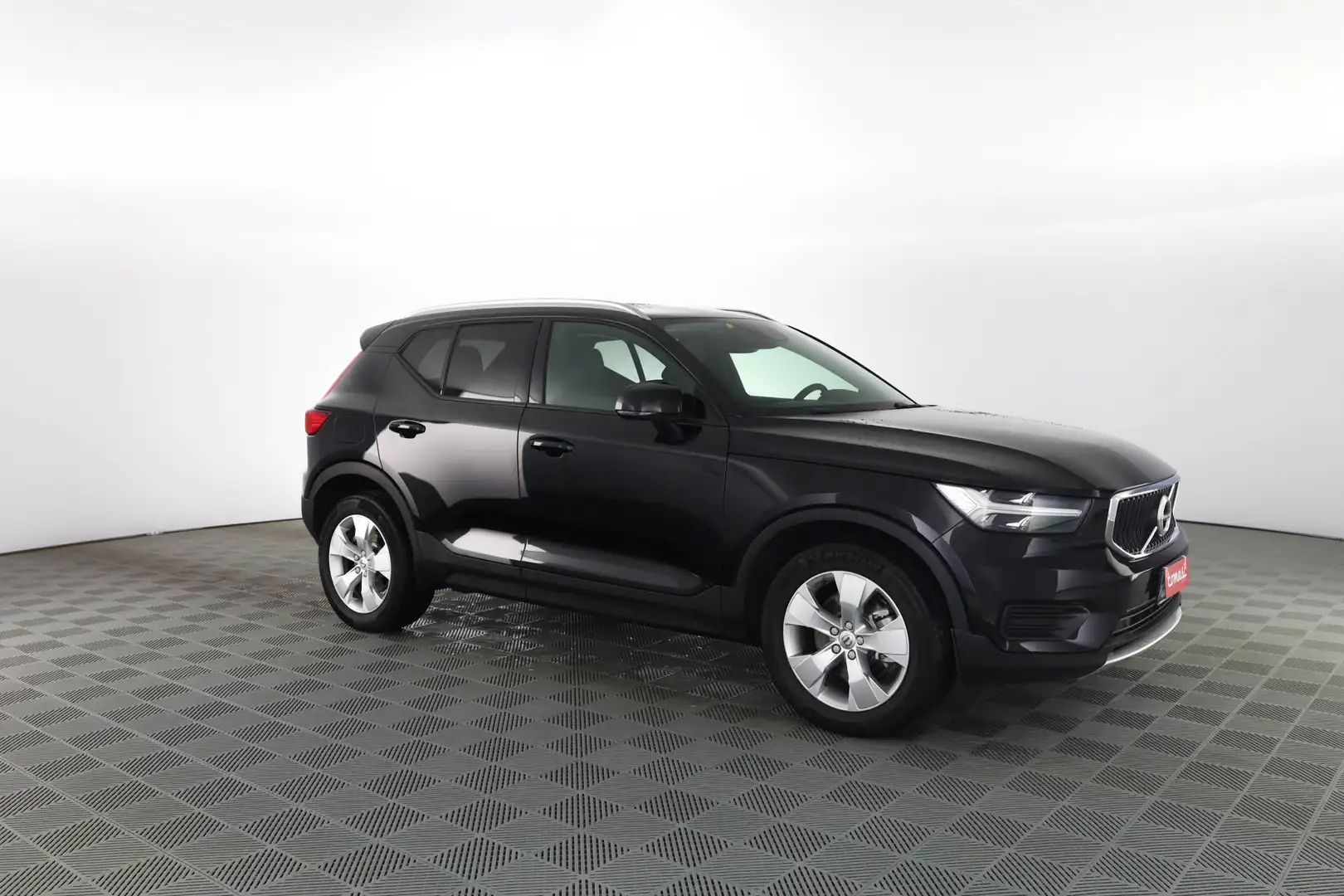 Volvo XC40 D3 AWD Geartronic Momentum Nero - 2