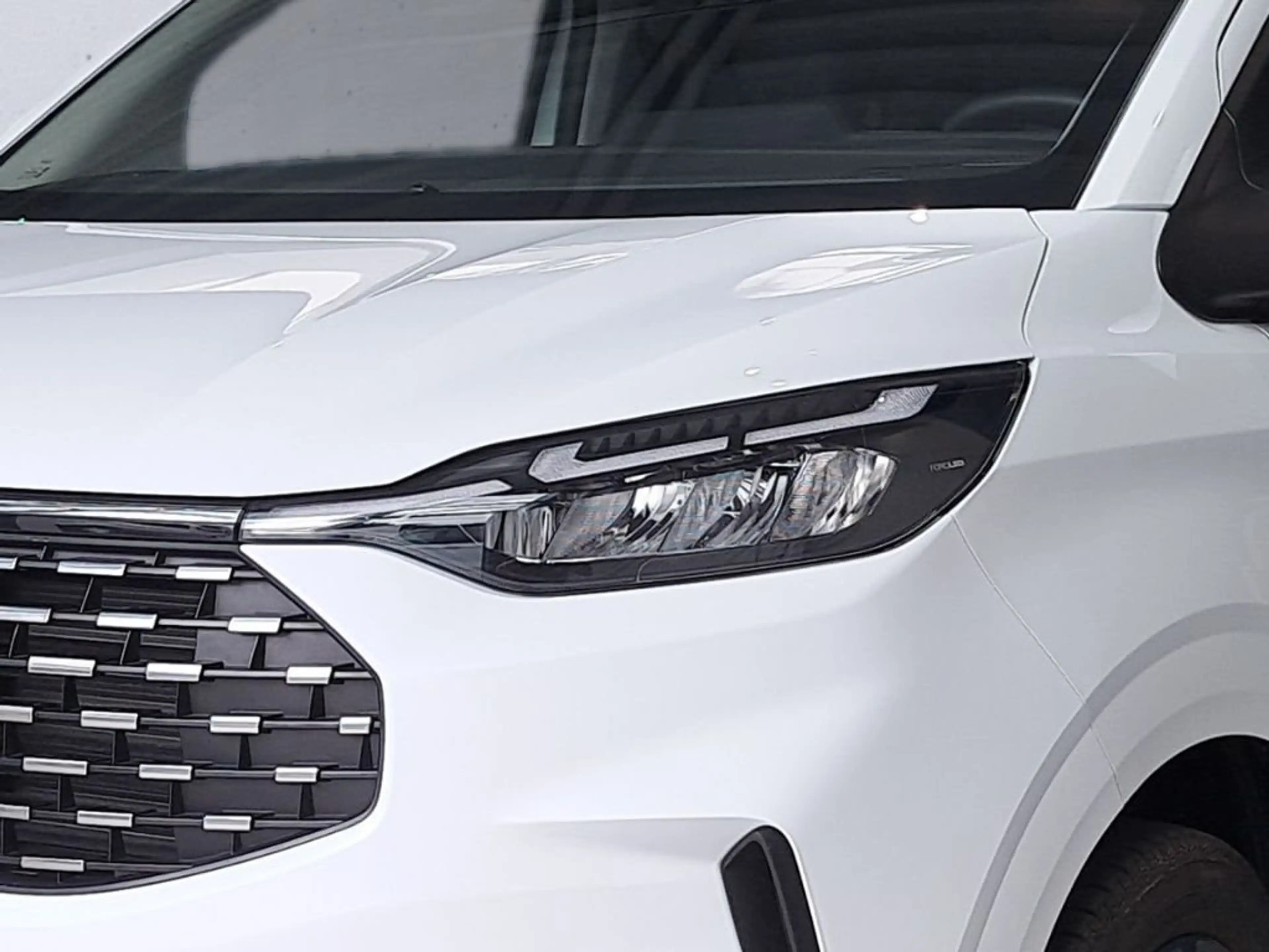 Ford Nugget Nugget 320 L1 VA Autm. Titanium — photo 5