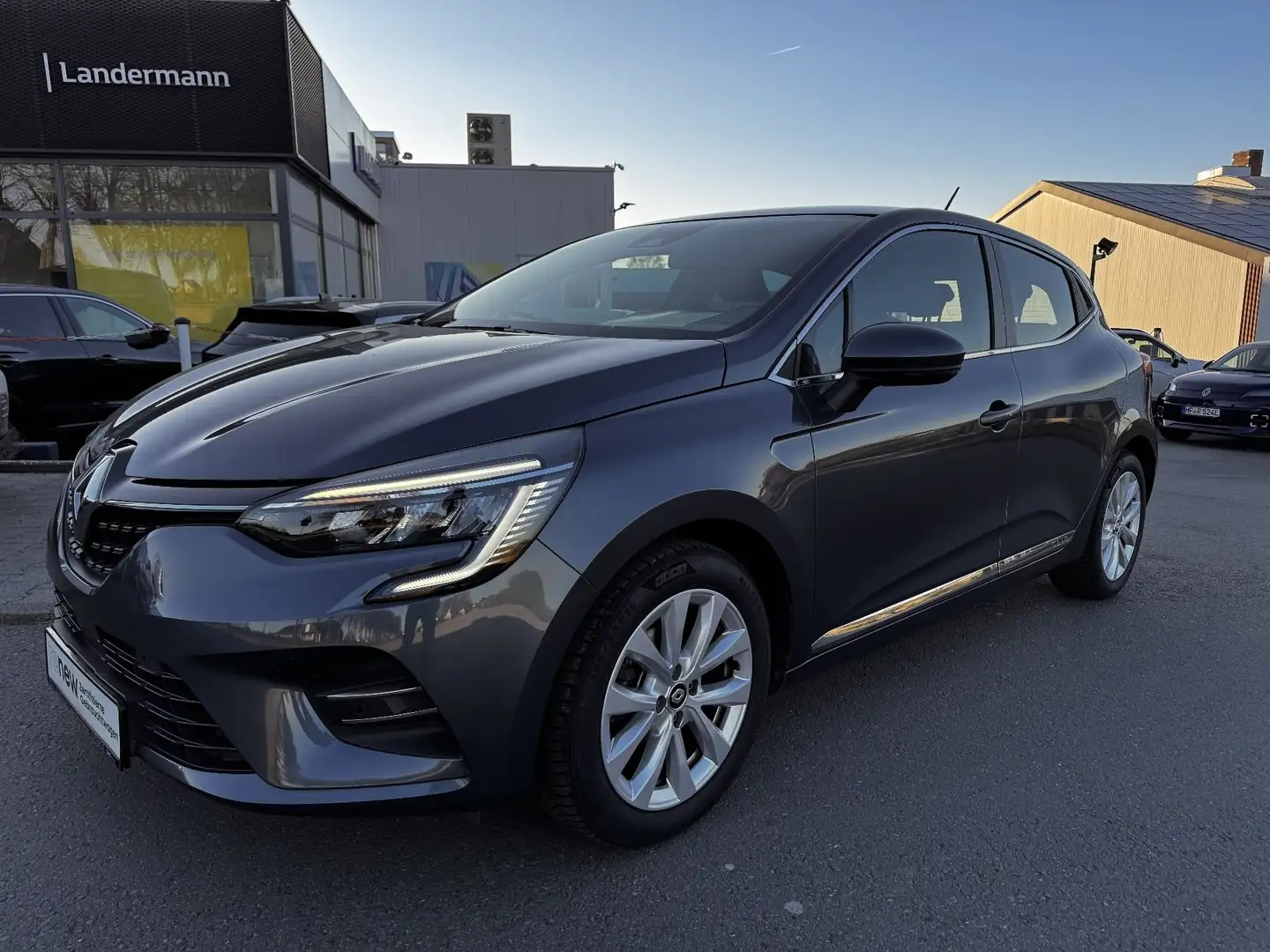 Renault Clio INTENS TCe 100 LPG RFK+NAVI+PDC+SITZH+LED Grau - 2