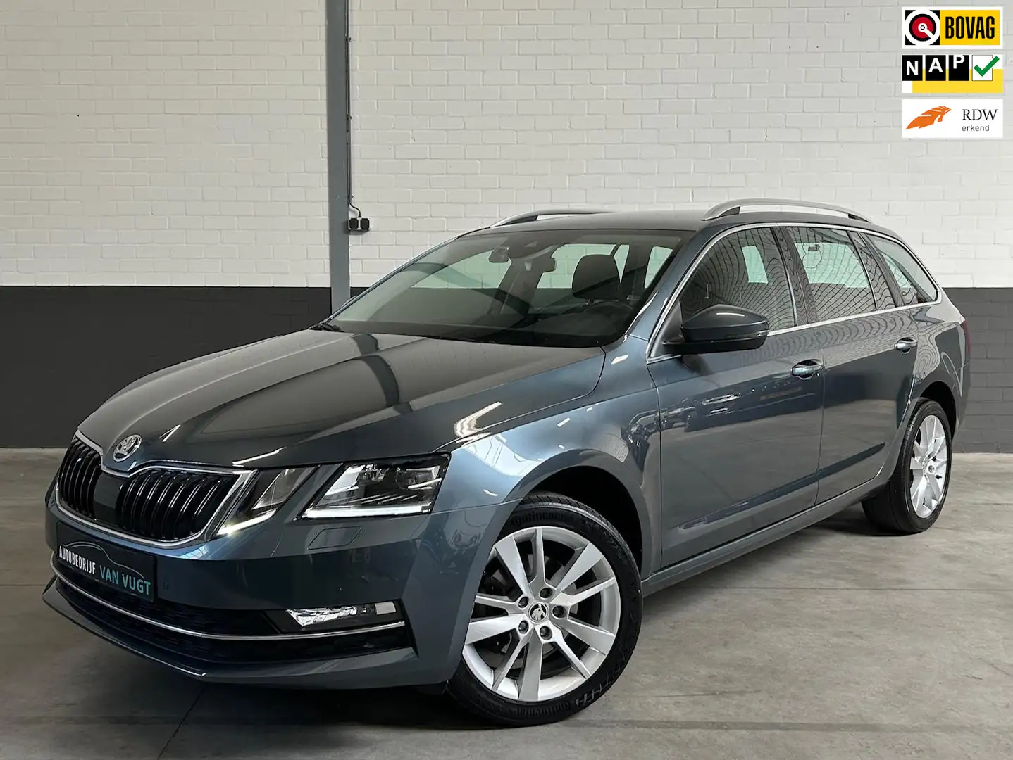 Skoda Octavia Combi 1.0 TSI Greentech Business, digitaal dashboa Grijs - 1