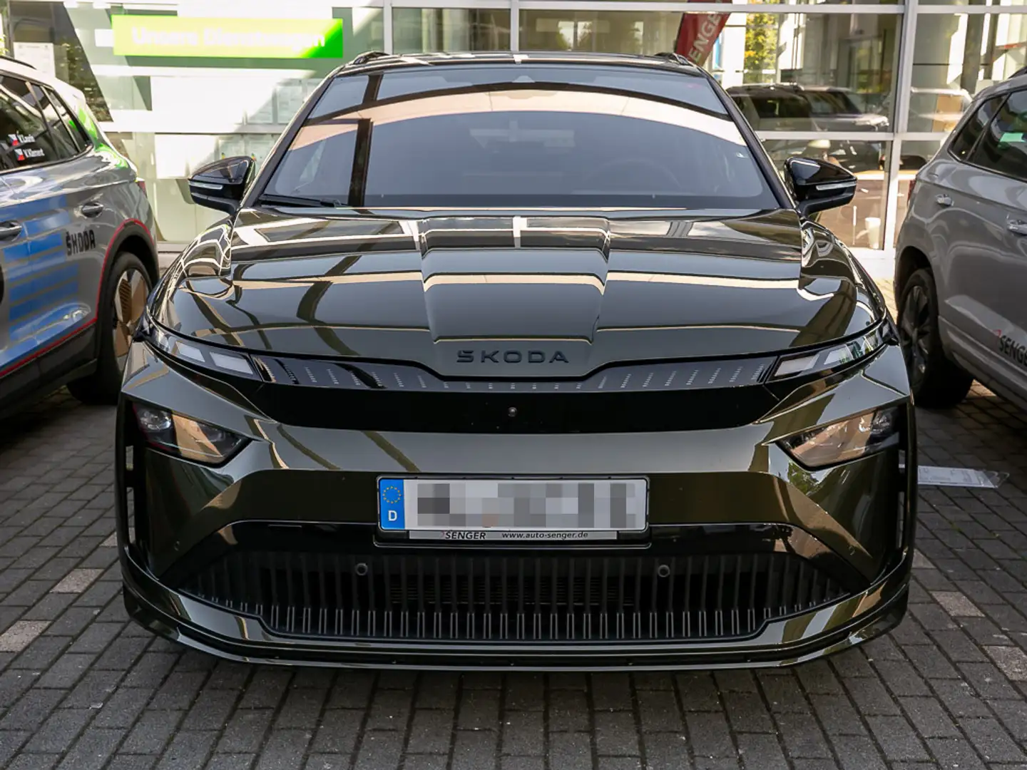 Skoda Enyaq 85 Sportline 360° Kamera Navi Matrix AHK Grün - 2