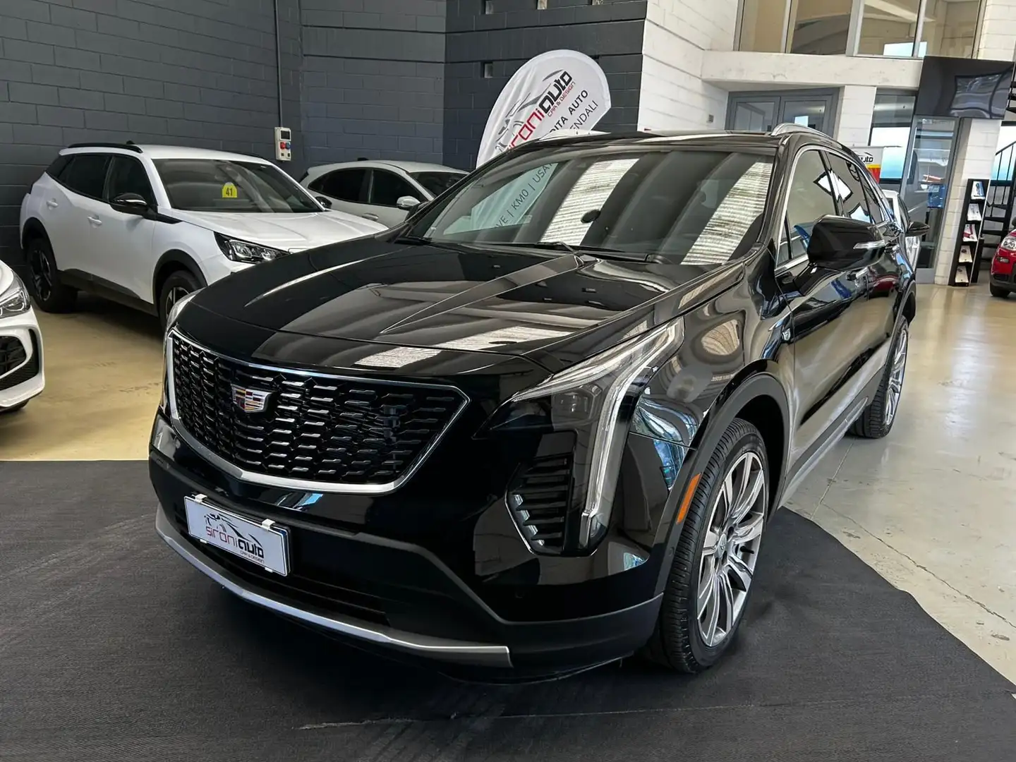 Cadillac XT4 XT4 350 TD AWD Premium Luxury Noir - 1