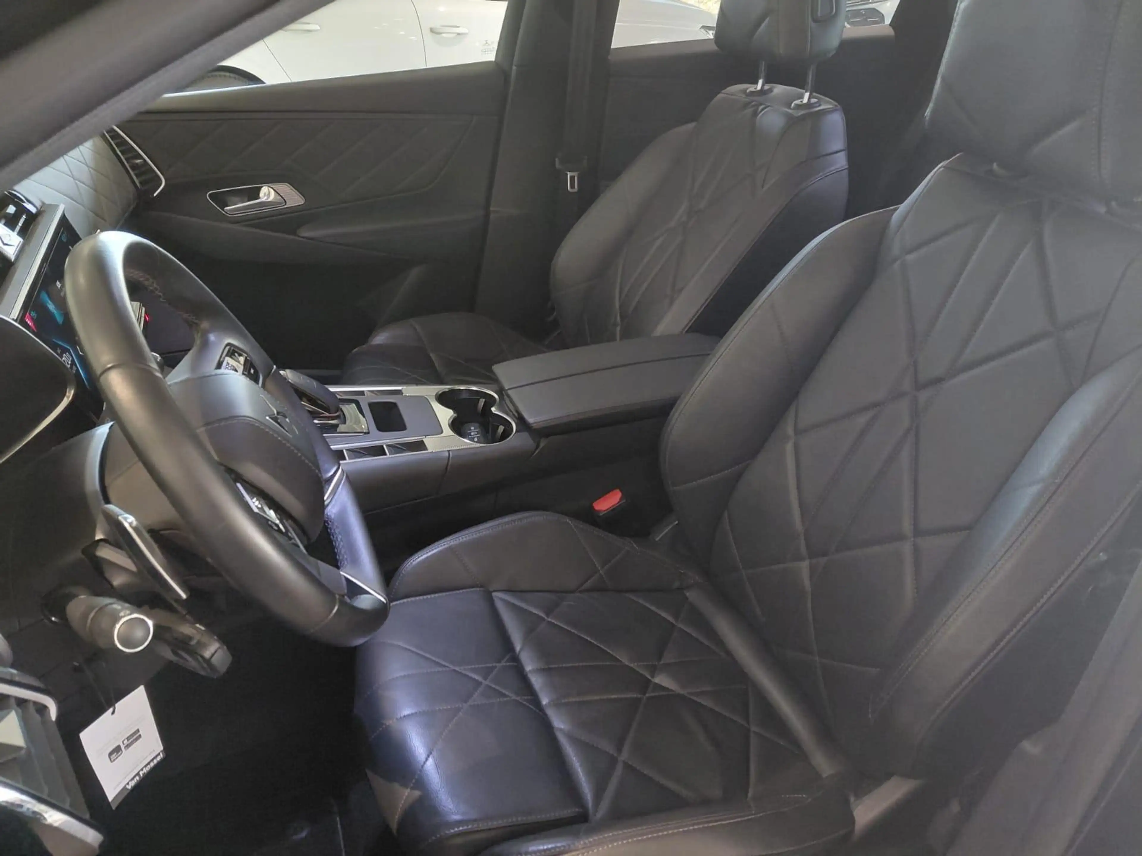 DS Automobiles DS 7 Crossback 1.6 PHEV Rivoli — photo 11