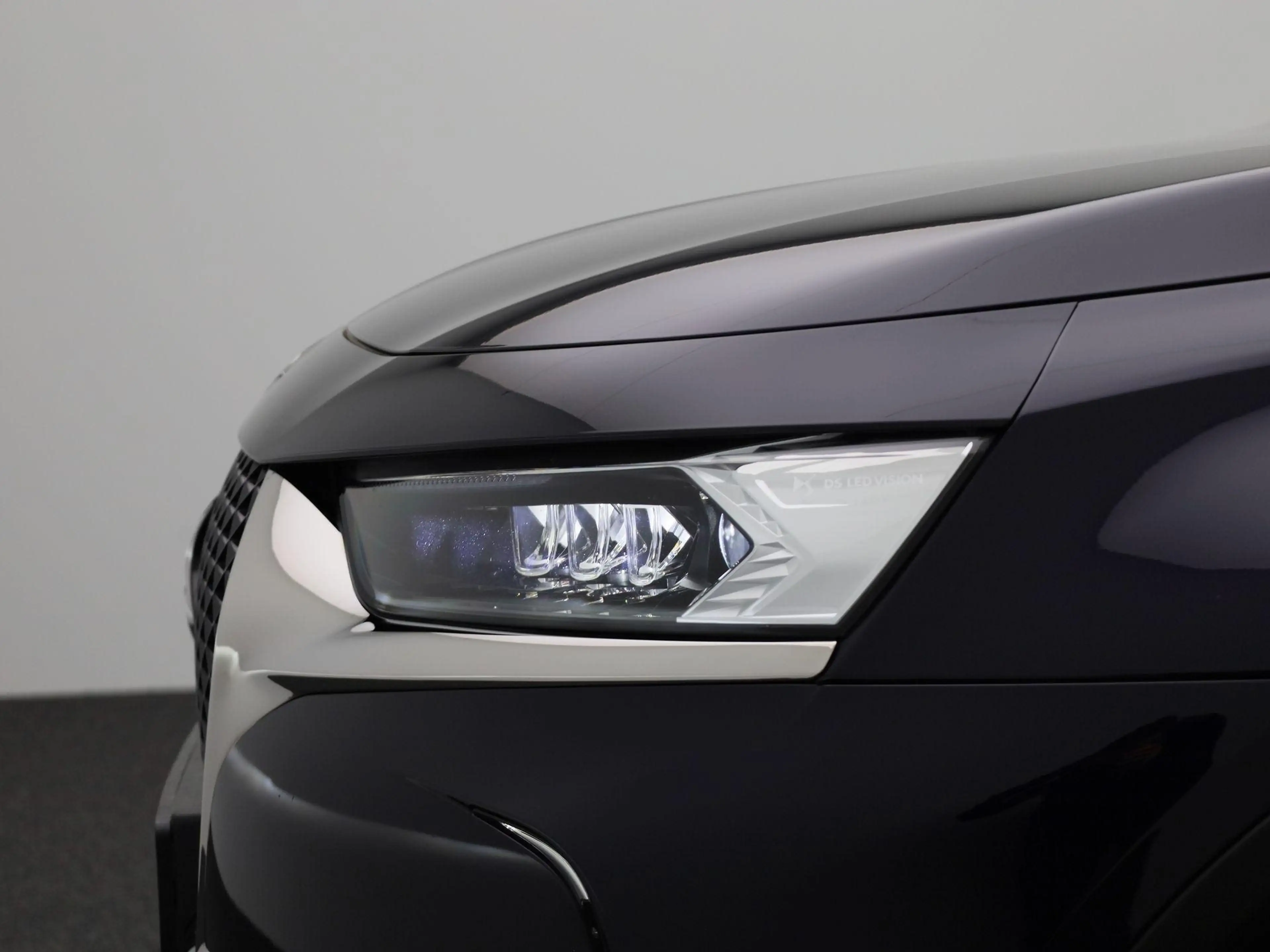 DS Automobiles DS 7 Crossback 1.6 PHEV Rivoli — photo 8