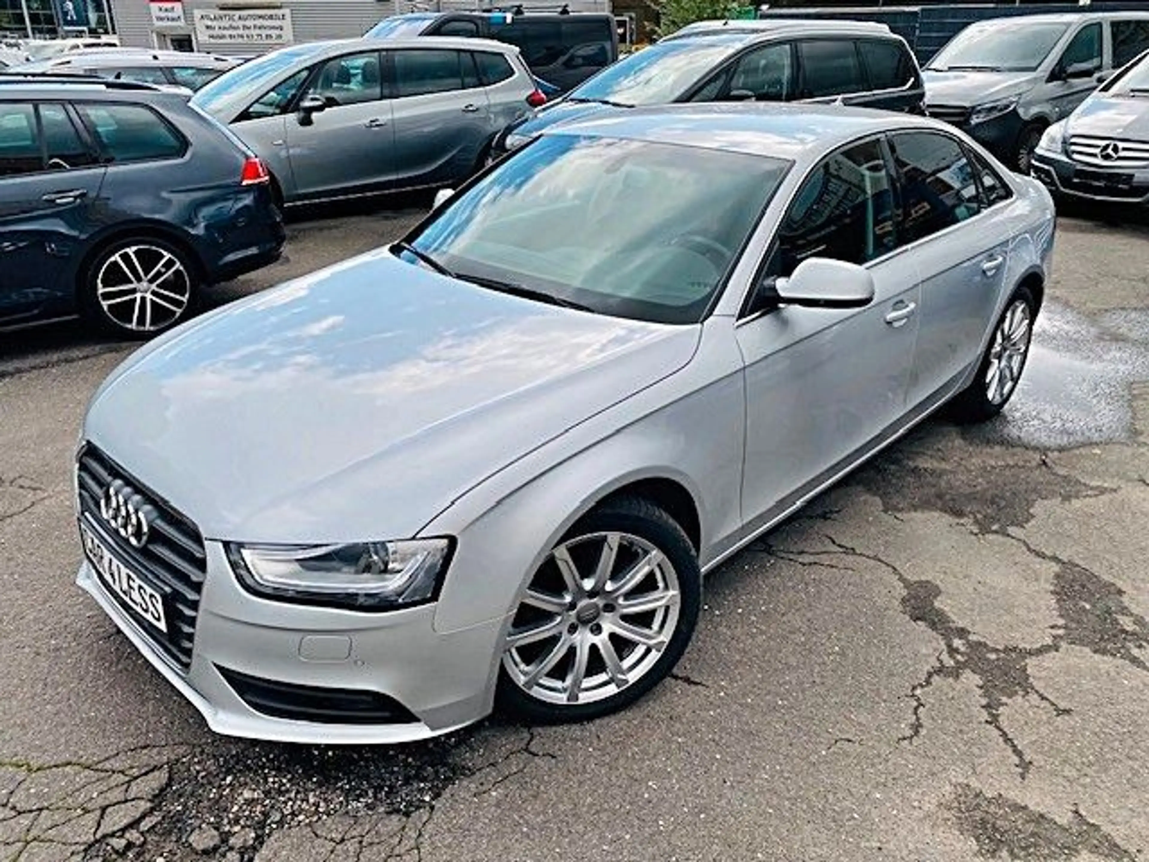 Audi A4 1.8 TFSI multitronic Ambiente — photo 24