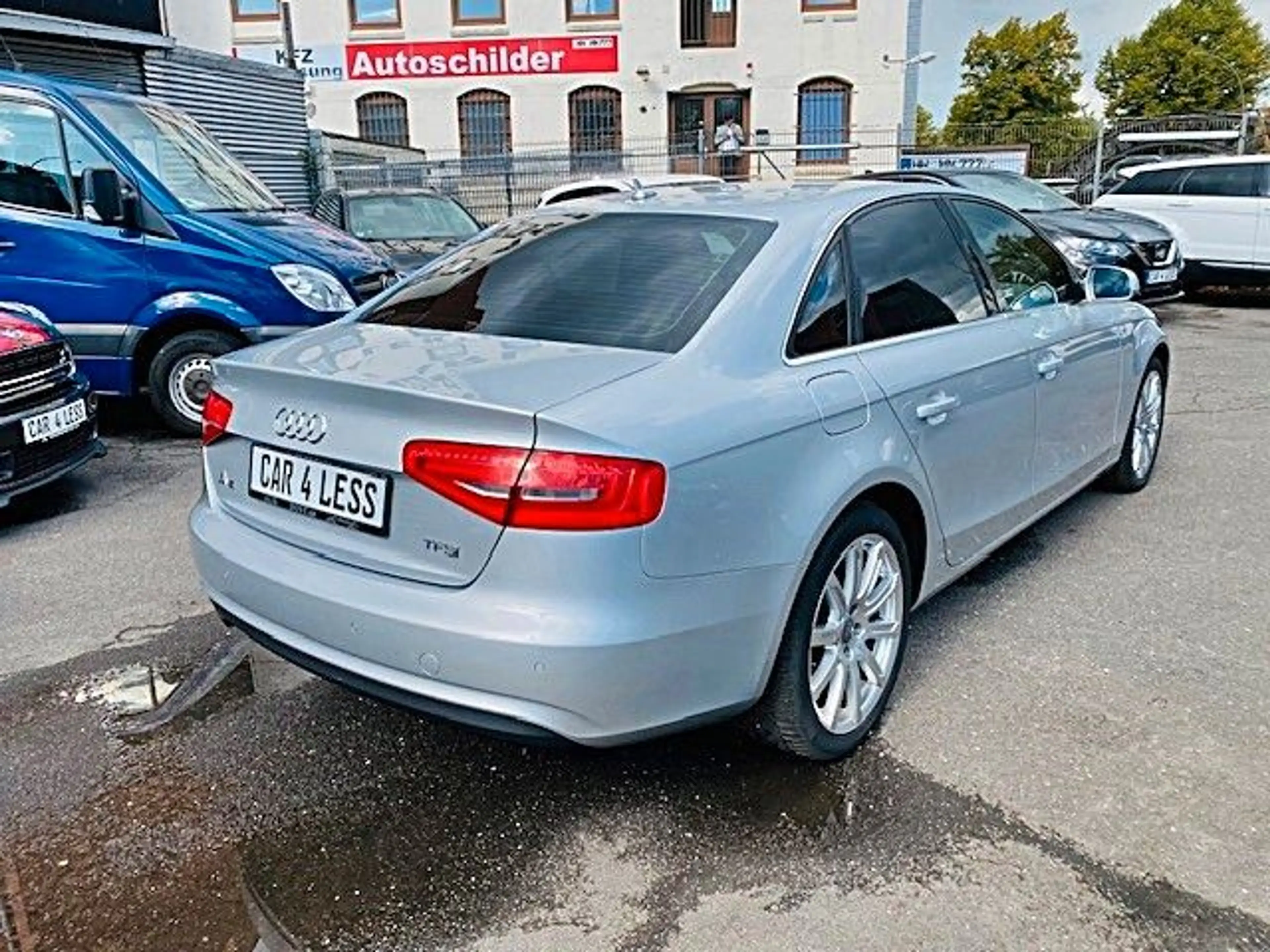 Audi A4 1.8 TFSI multitronic Ambiente — photo 3