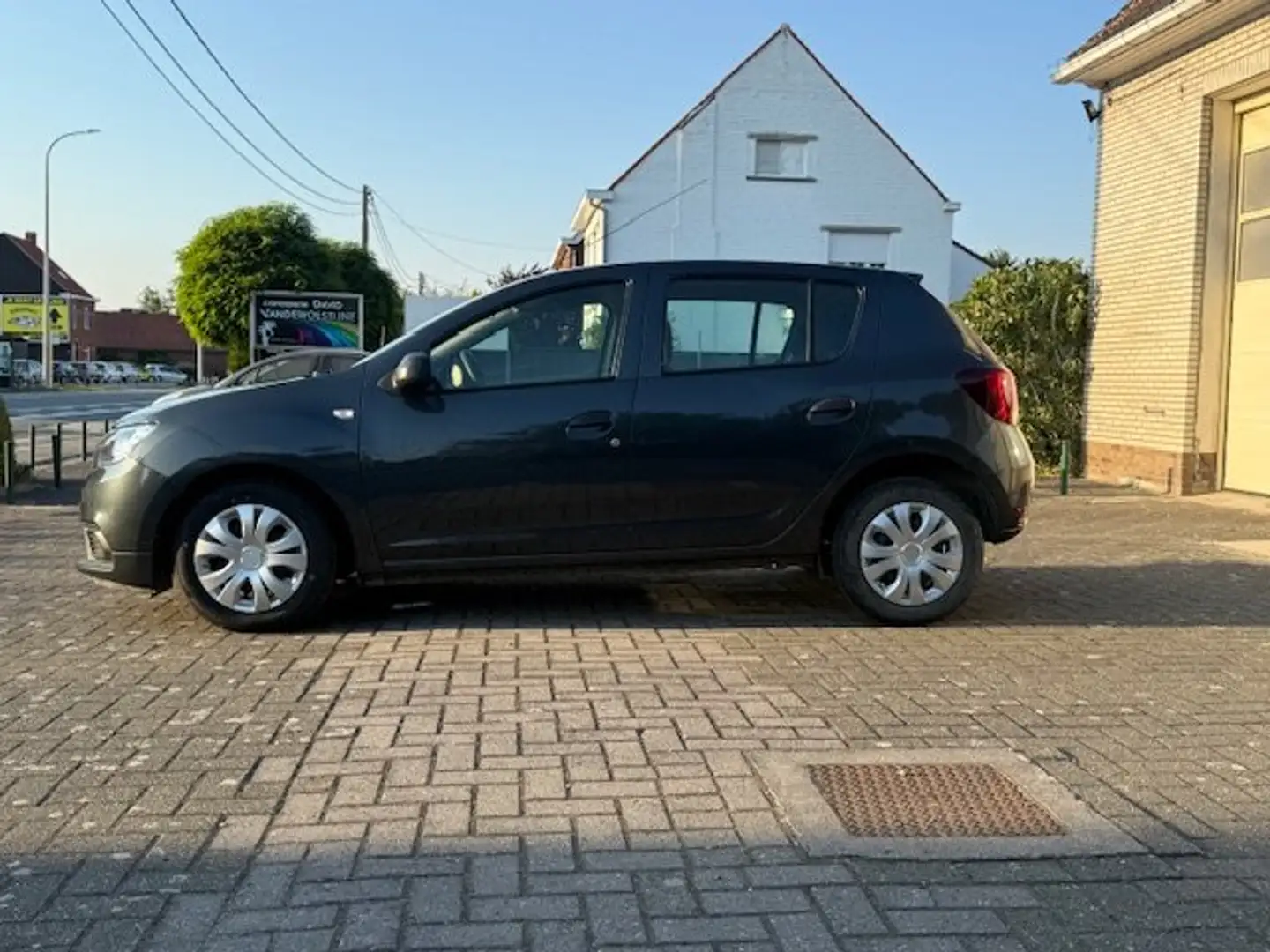 Dacia Sandero Sandero SCe 75 Essentiel Gris - 2