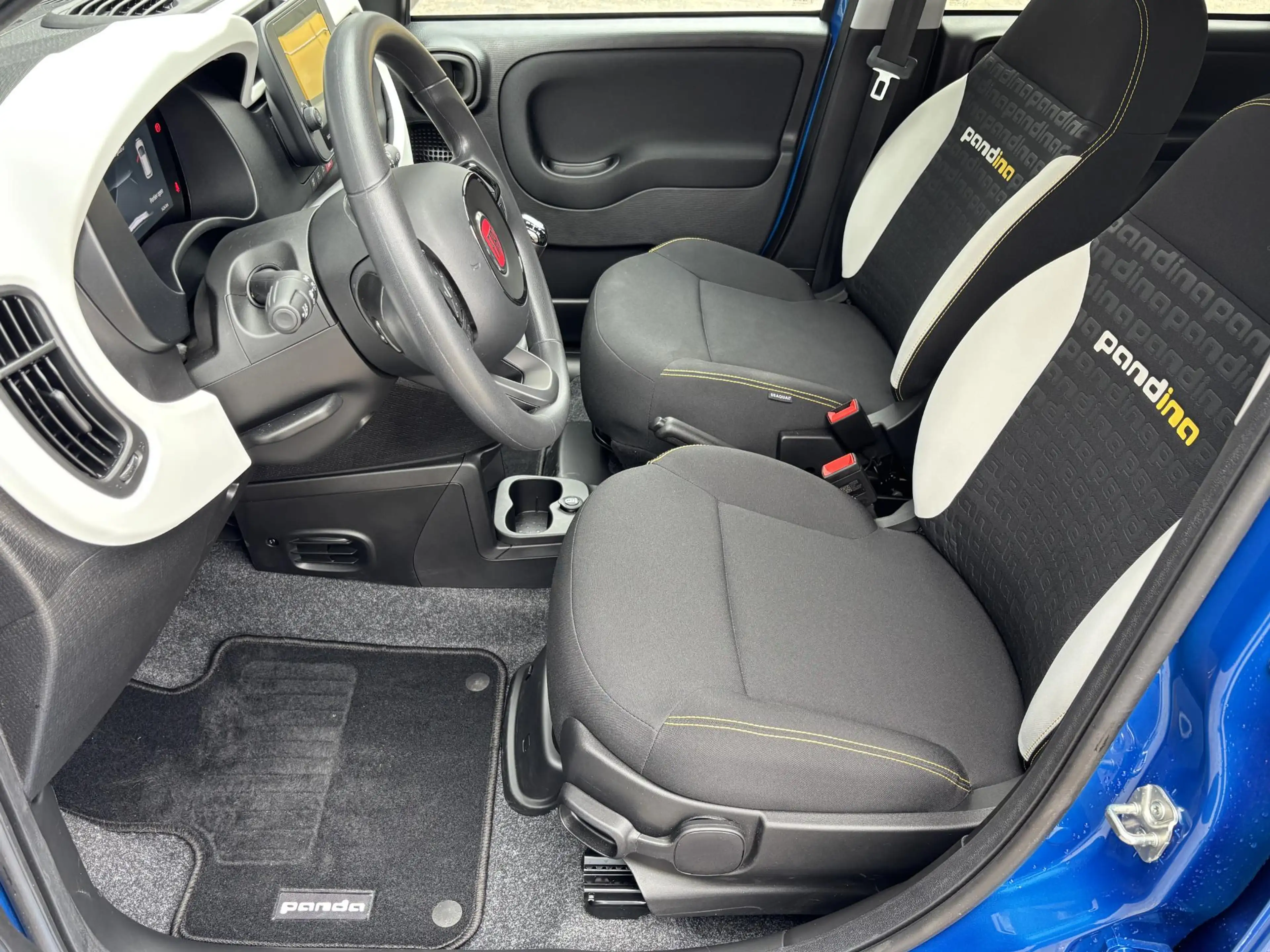 Fiat Pandina 1.0 Hybrid Cross | AppleCarPlay/Android | Parkeers — photo 11