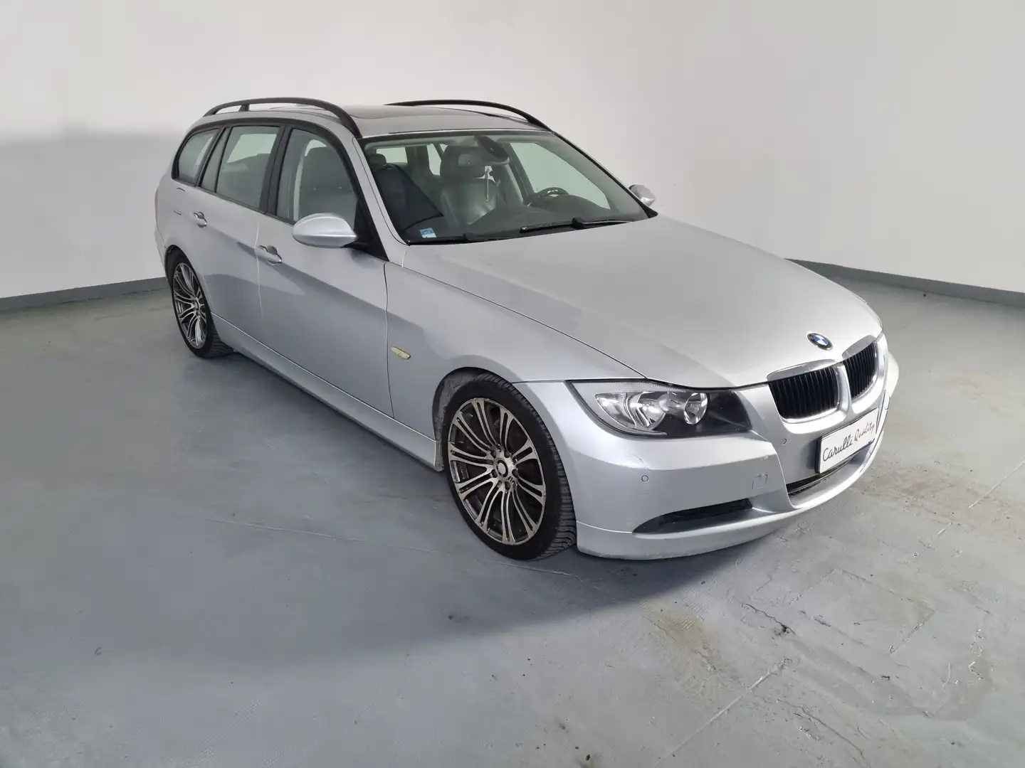 BMW 318 318d cat Touring Attiva Argento - 2