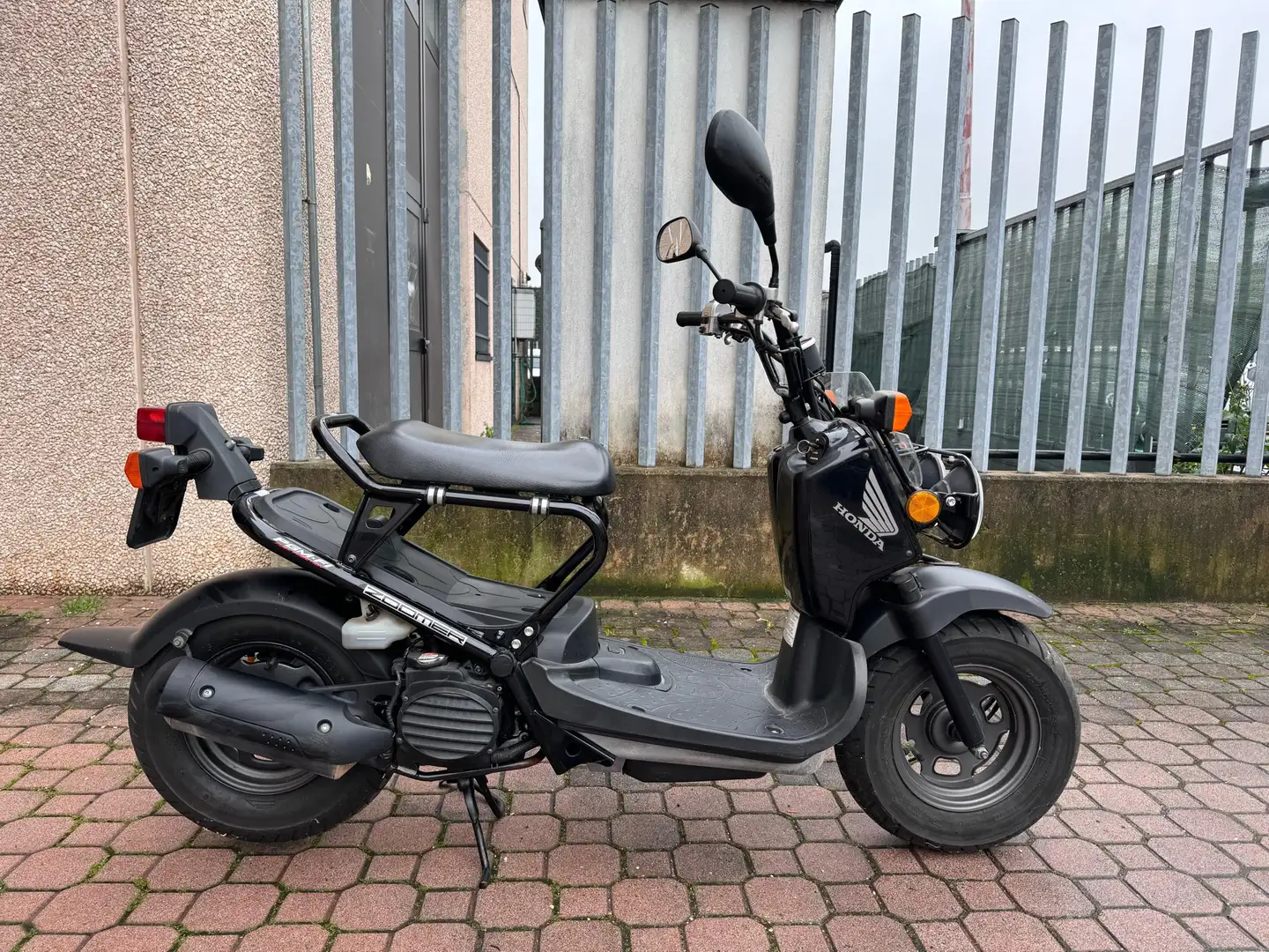 Honda Zoomer Czarny - 1