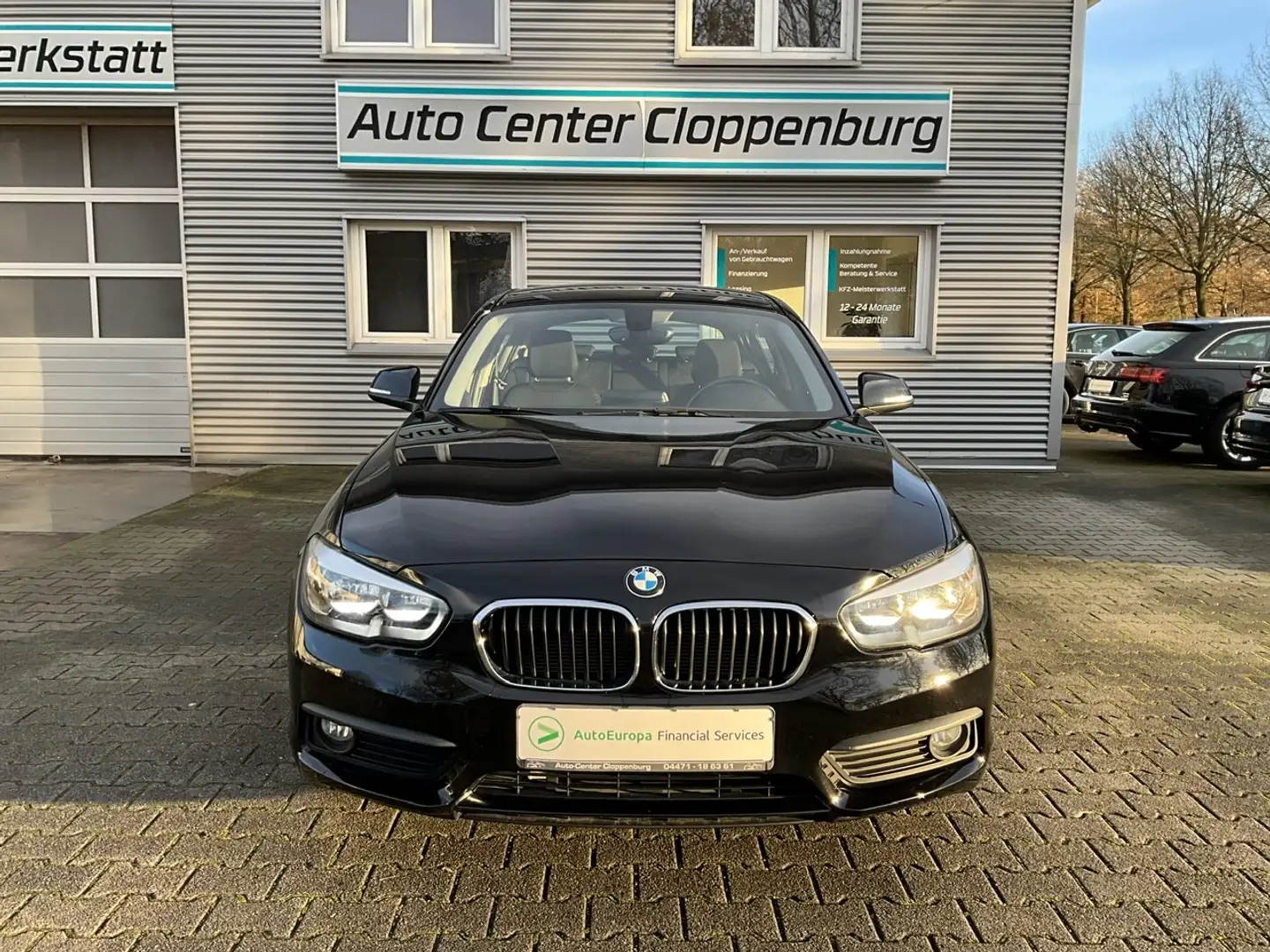 BMW 116 i Advantage Schwarz - 2