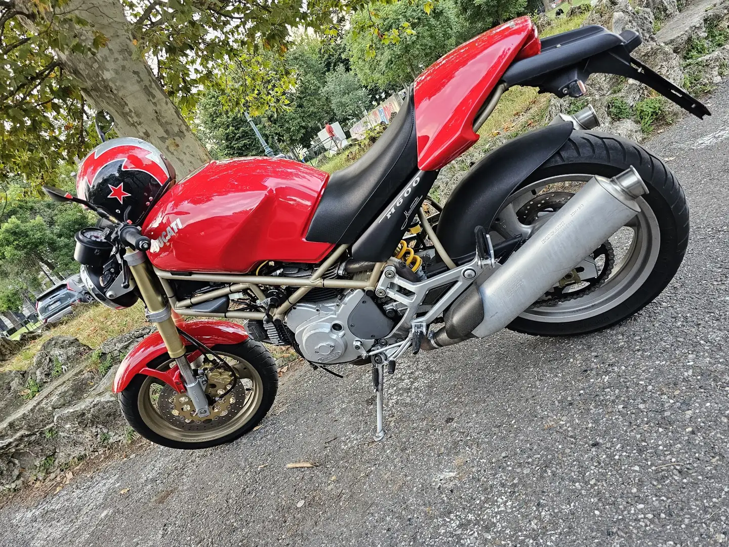 Ducati Monster 600 Piros - 1