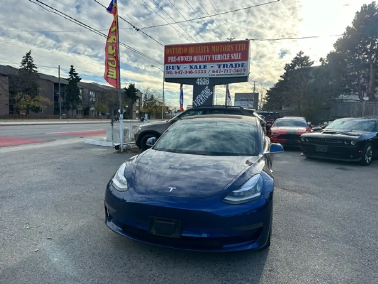 Tesla Model 3 снимка Tesla Model 3
