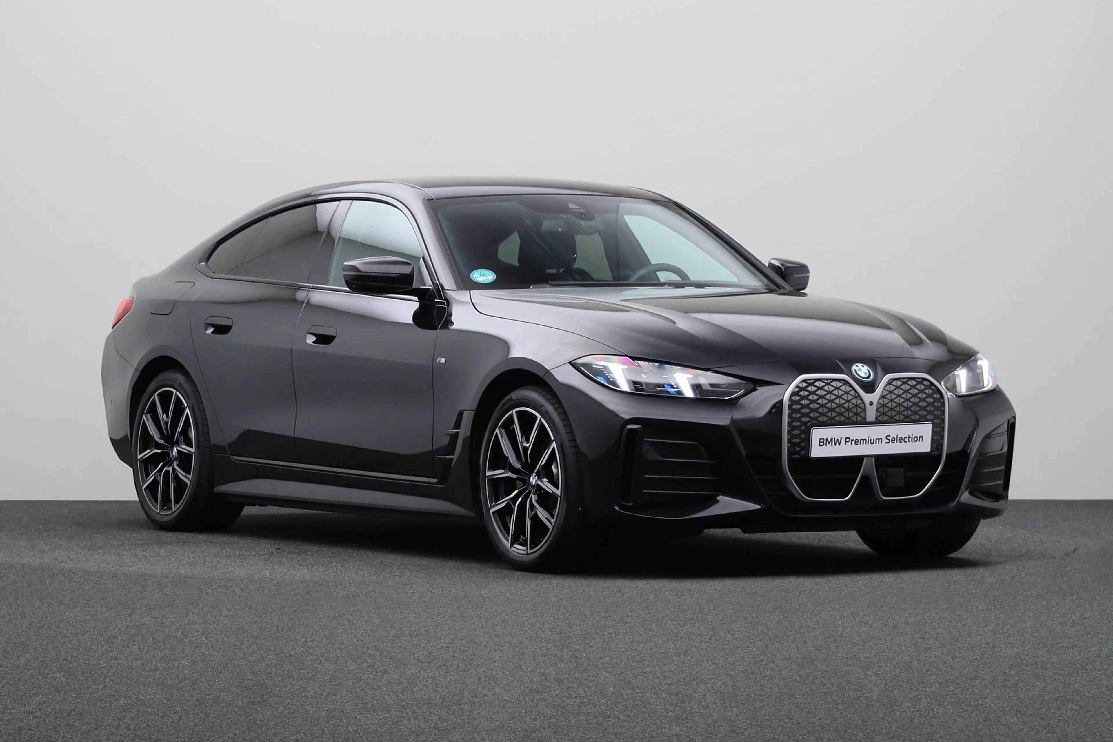 BMW i4 eDrive40 84 kWh M Sport Pakket | Elektrisch verwar — photo 11