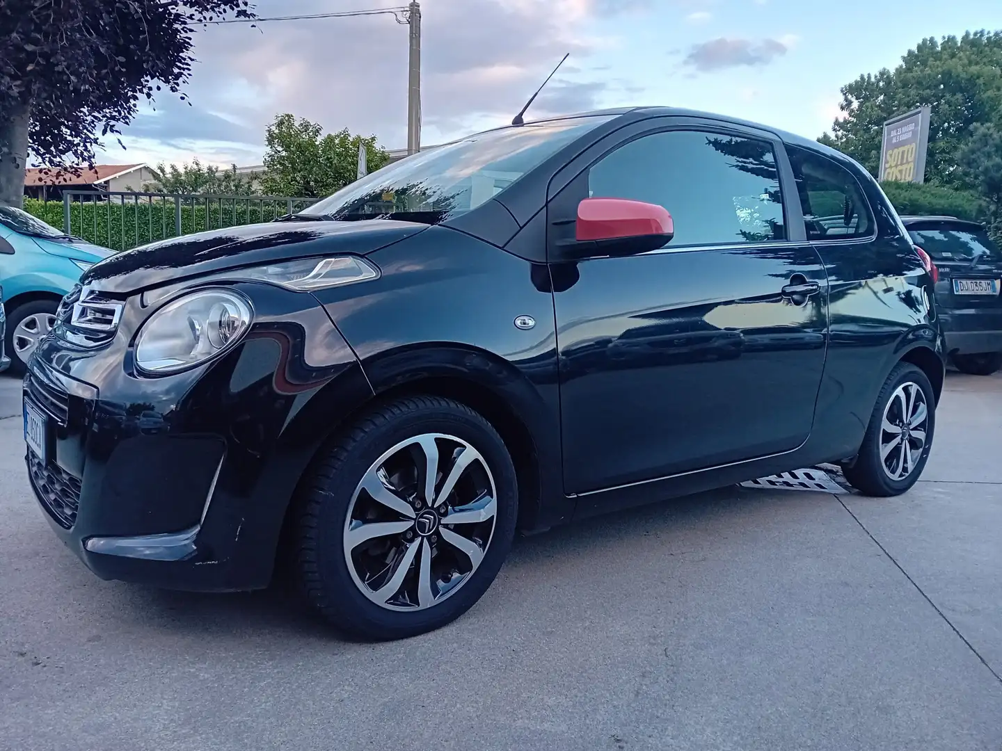 Citroen C1 C1 3p 1.0 vti Live E6 Zwart - 2