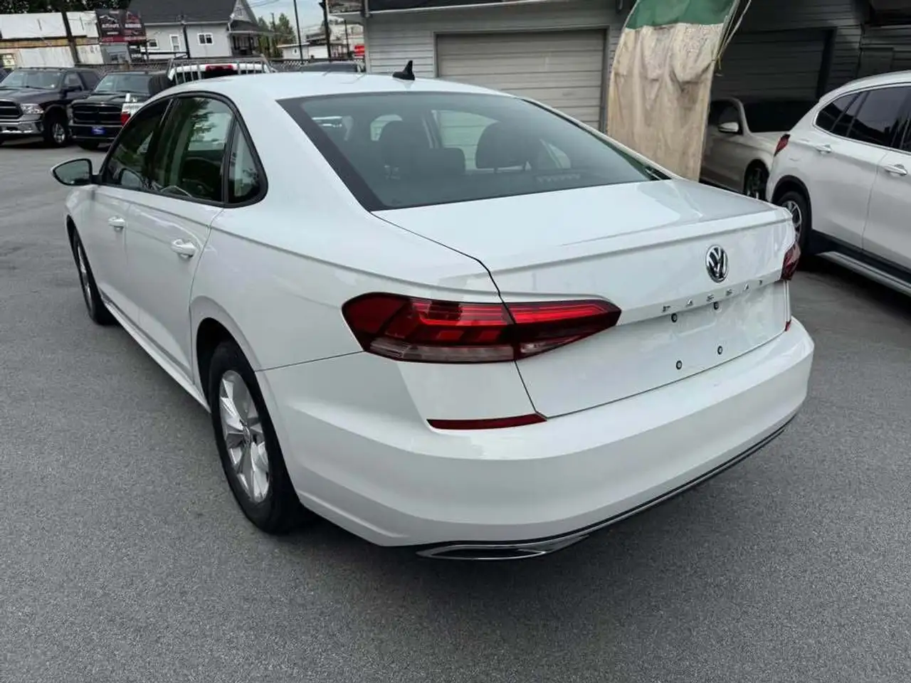Volkswagen Passat снимка Volkswagen Passat