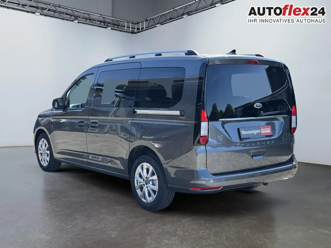 Ford Grand Tourneo Titanium 1,5 L2 7 Sitzer Klimaautomatik Anhänge... 5