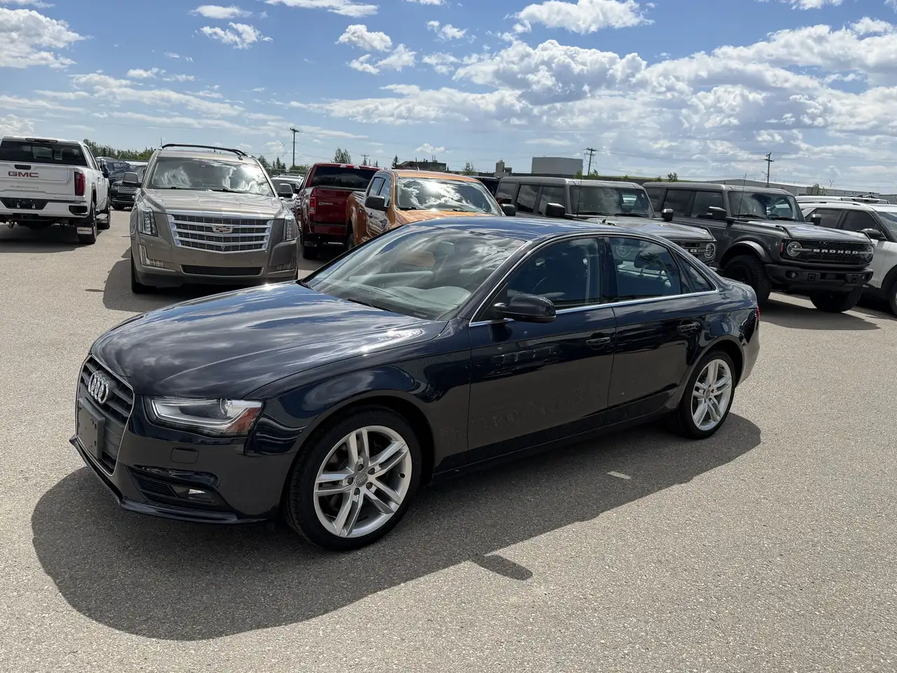 Audi A4 photo Audi A4