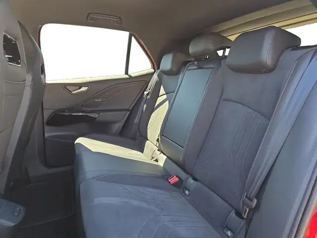 Volkswagen Id.3 view 10