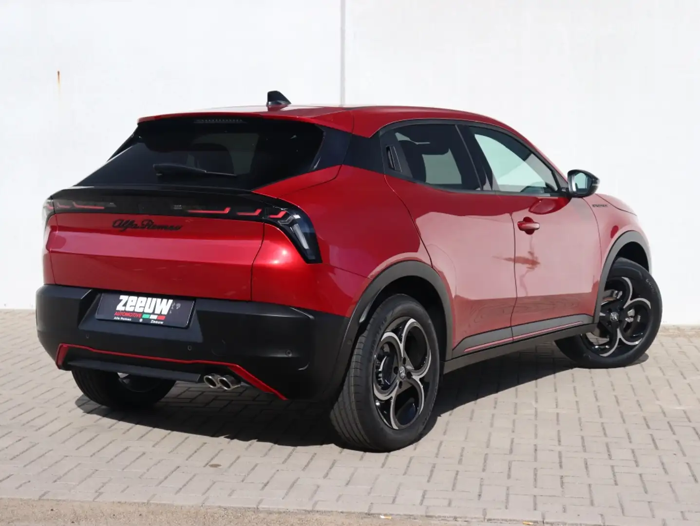 Alfa Romeo Junior 1.2 Turbo 136 PK Ibrida Speciale | Techno | Uit vo Rot - 2