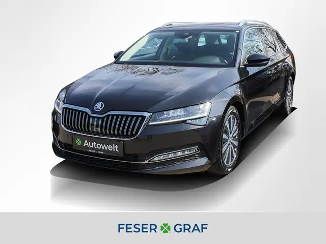 Skoda Superb Combi 2.0 TDI Premium Ed. AHK Matrix Pano