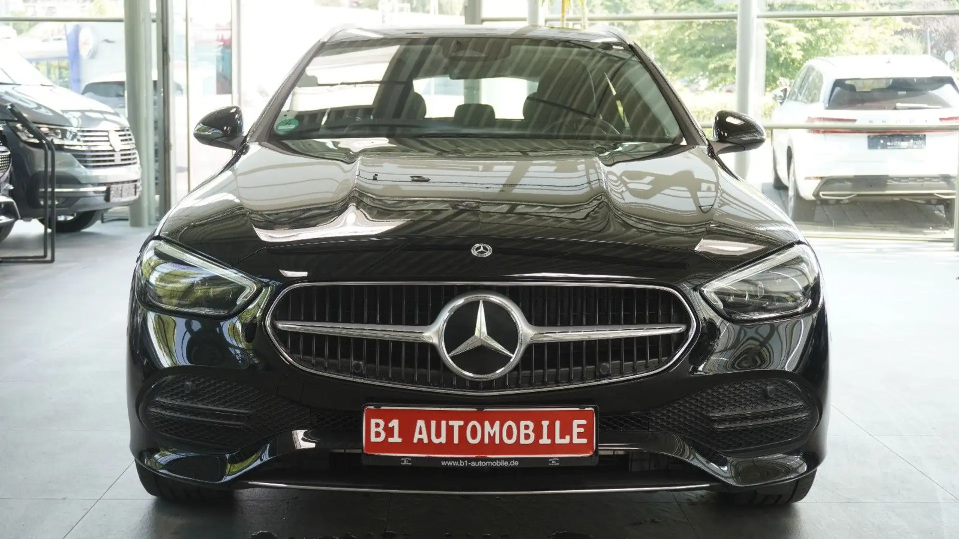 Mercedes-Benz C 300 Te Avantgarde*AHK*BURMESTER*DAB*KAM*NAVI* Schwarz - 2