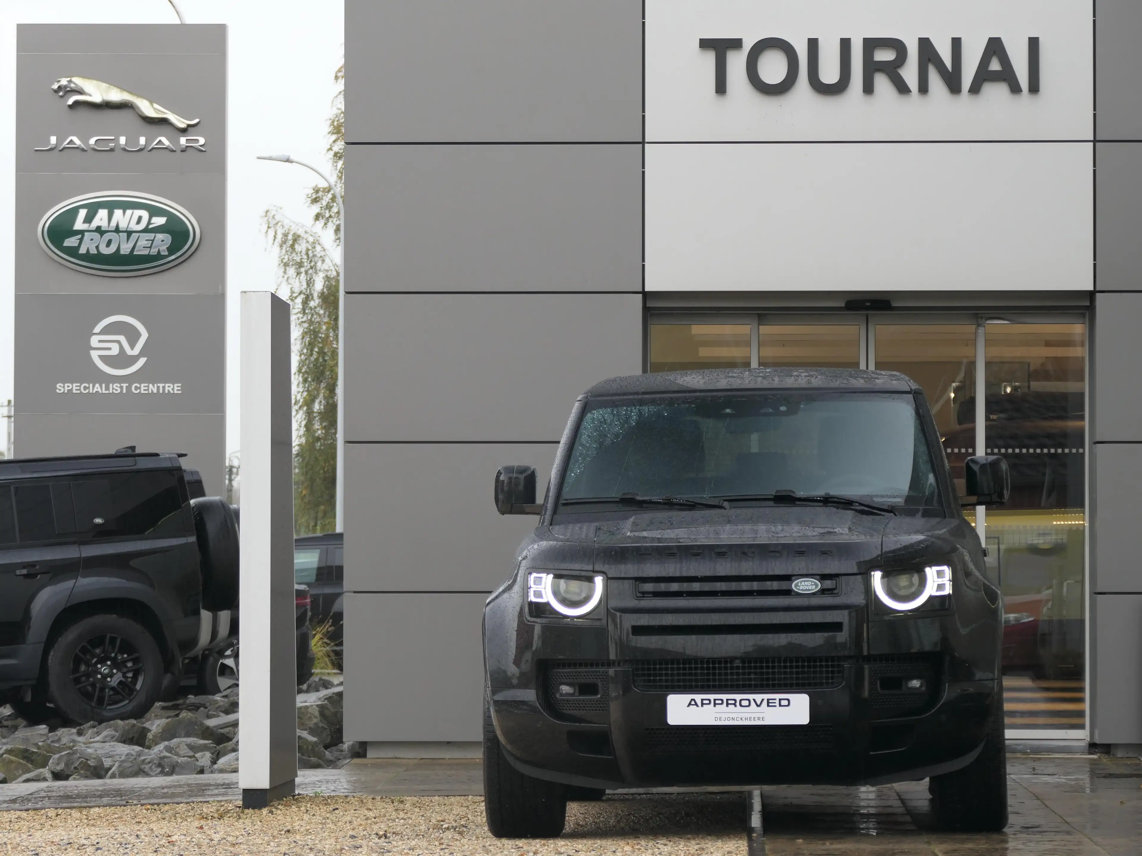 Land Rover Defender 90 P525 V8 JAMES BOND Edition | PANO | TOWB | MERI — photo 6