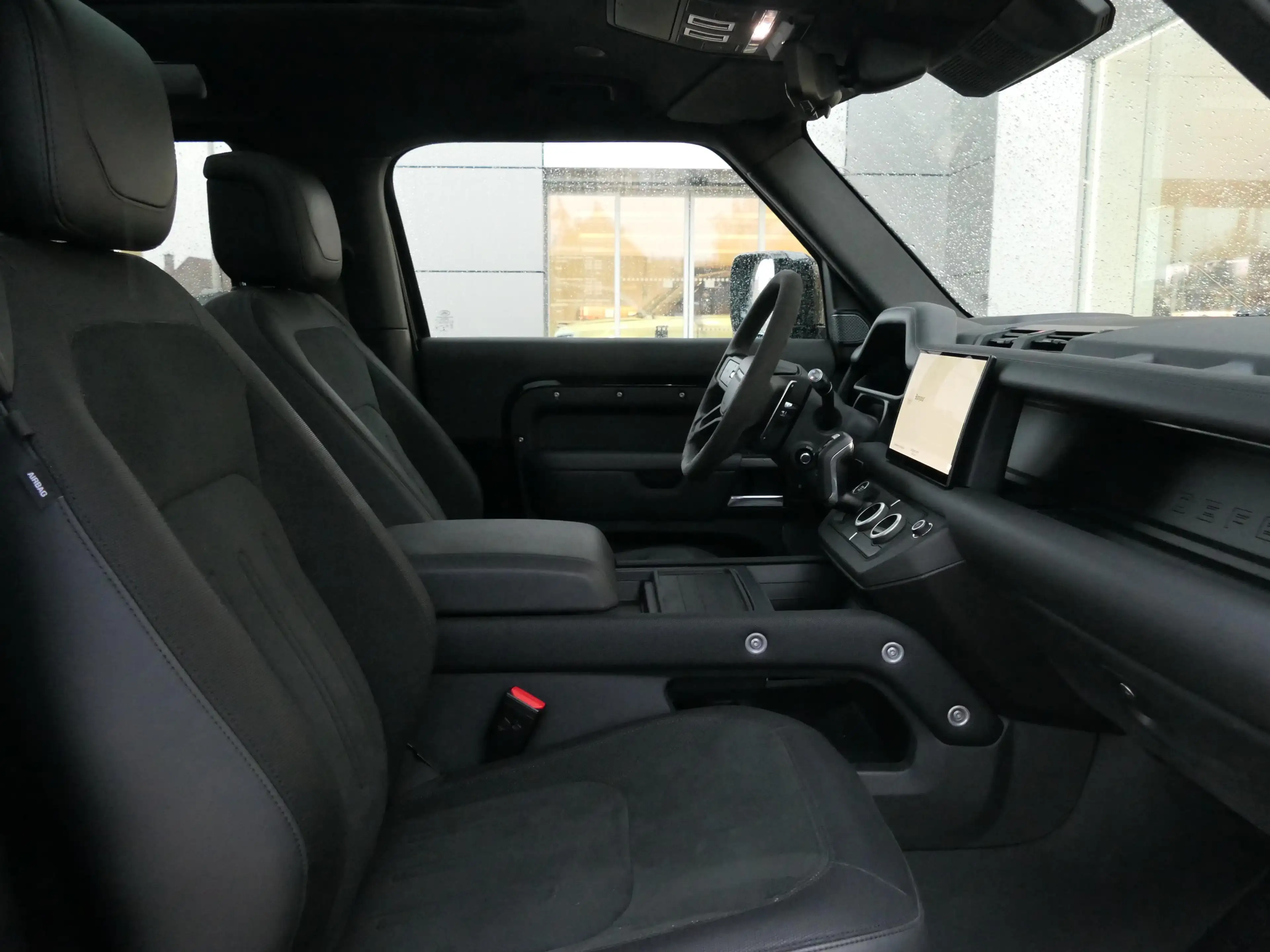 Land Rover Defender 90 P525 V8 JAMES BOND Edition | PANO | TOWB | MERI — photo 3