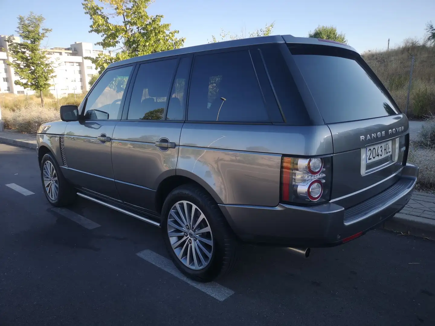 Land Rover Range Rover 5.0 V8 Supercharged Aut. - 2