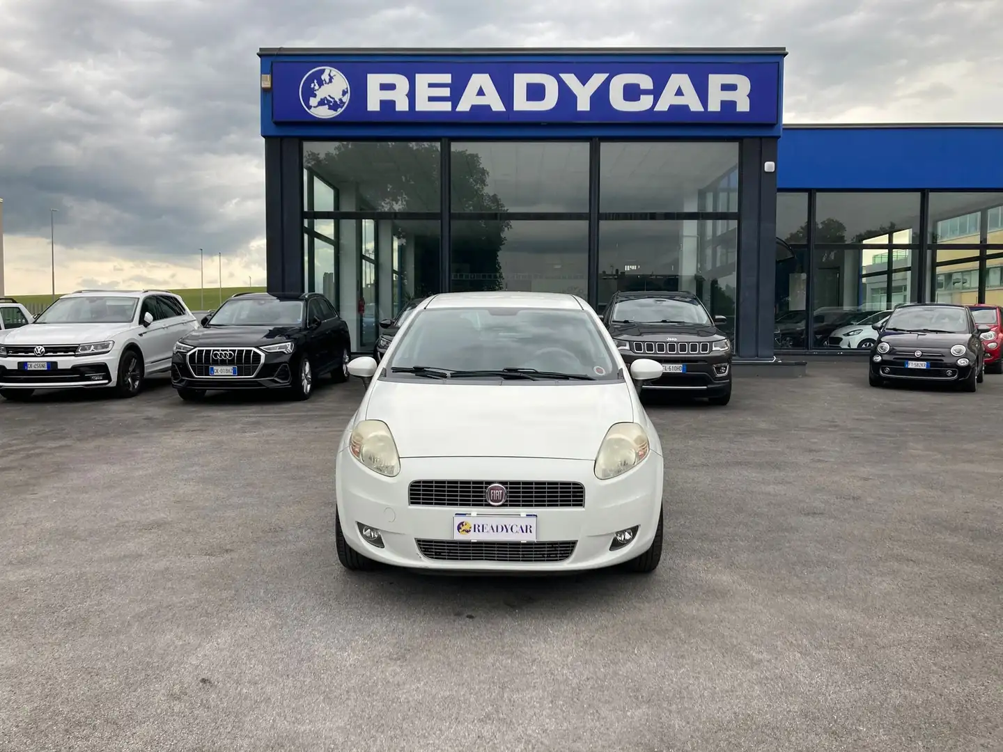 Fiat Grande Punto 5p 1.4 natural power Dynamic 77cv Blanc - 1