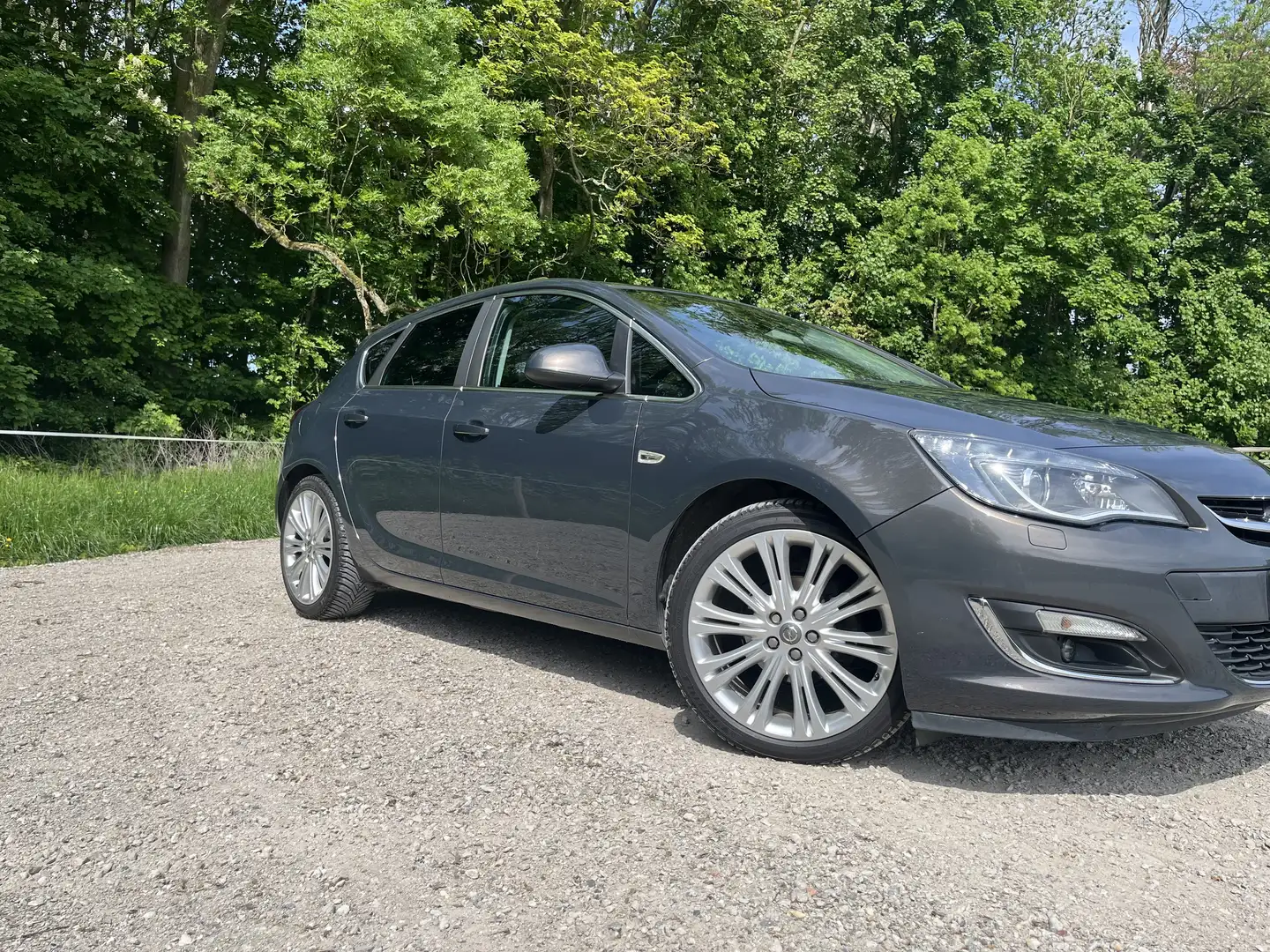 Opel Astra 1.4 Turbo Sport Grijs - 2