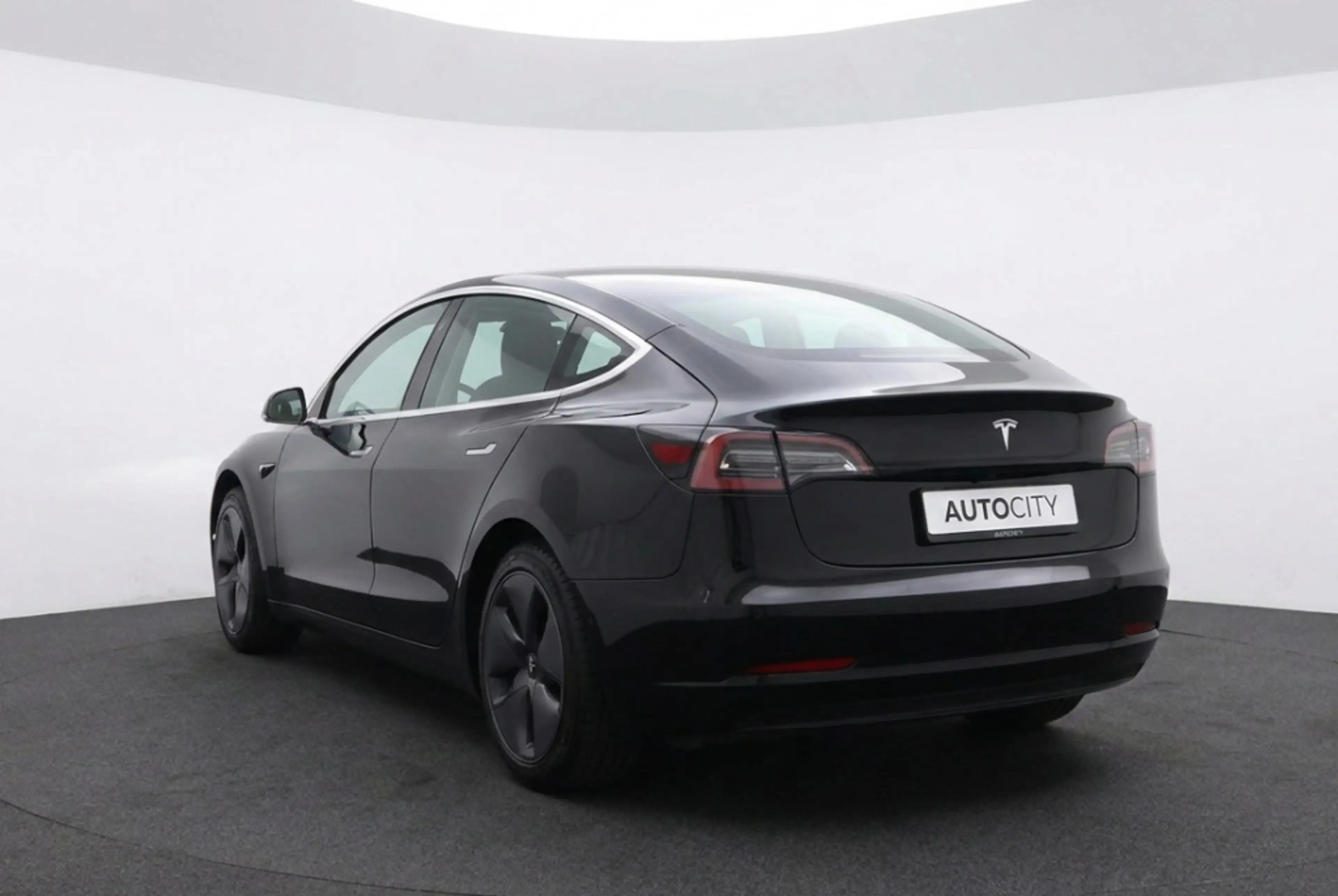 Tesla Model 3 Standard range RWD Plus 60 kWh 86% SOH l NL Auto l — photo 4