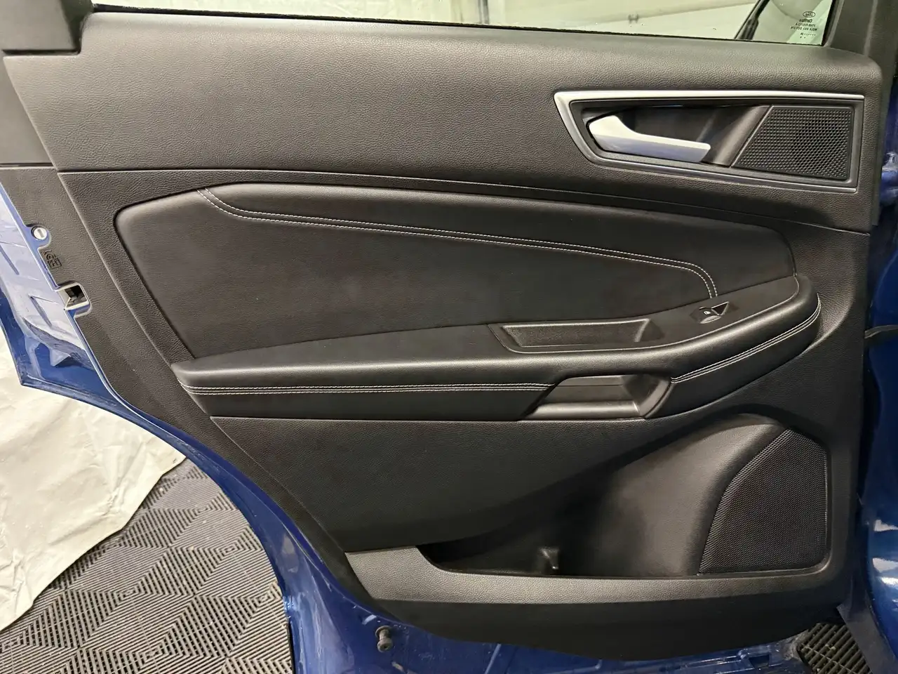 Ford Edge photo Ford Edge