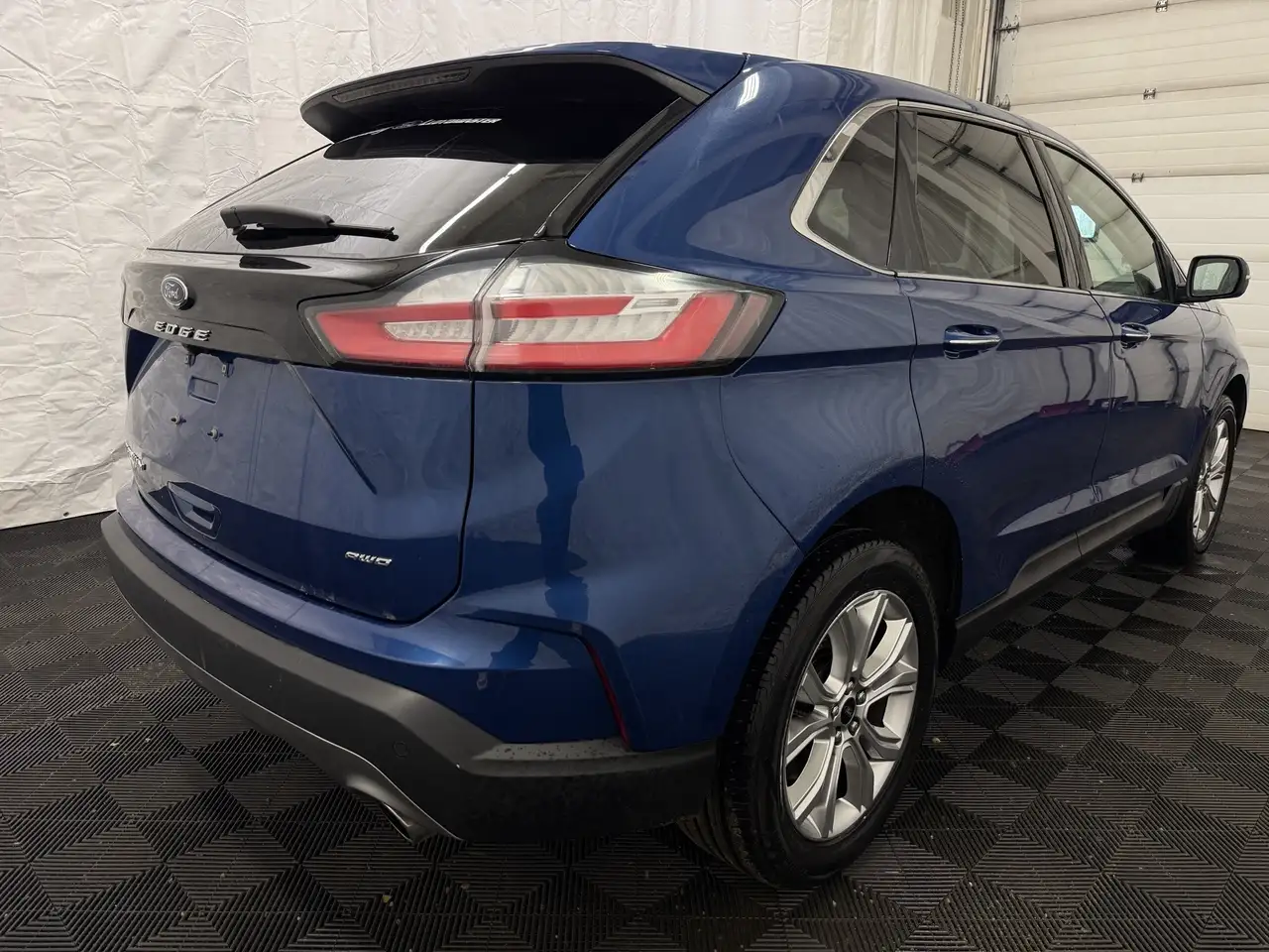 Ford Edge photo Ford Edge