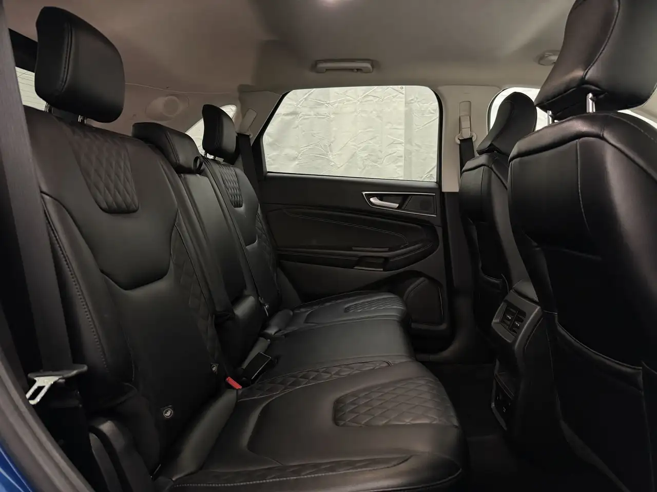 Ford Edge photo Ford Edge