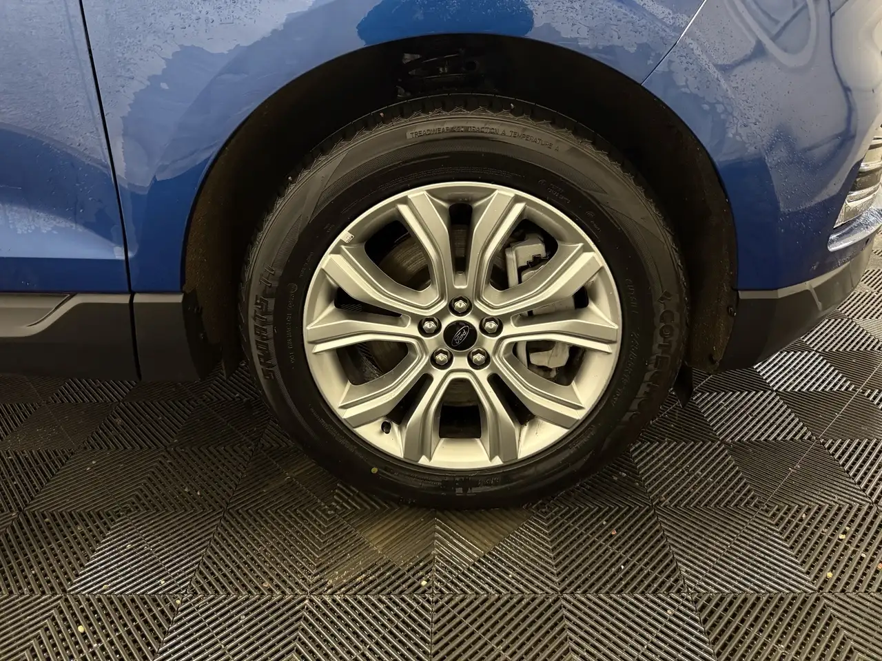 Ford Edge photo Ford Edge