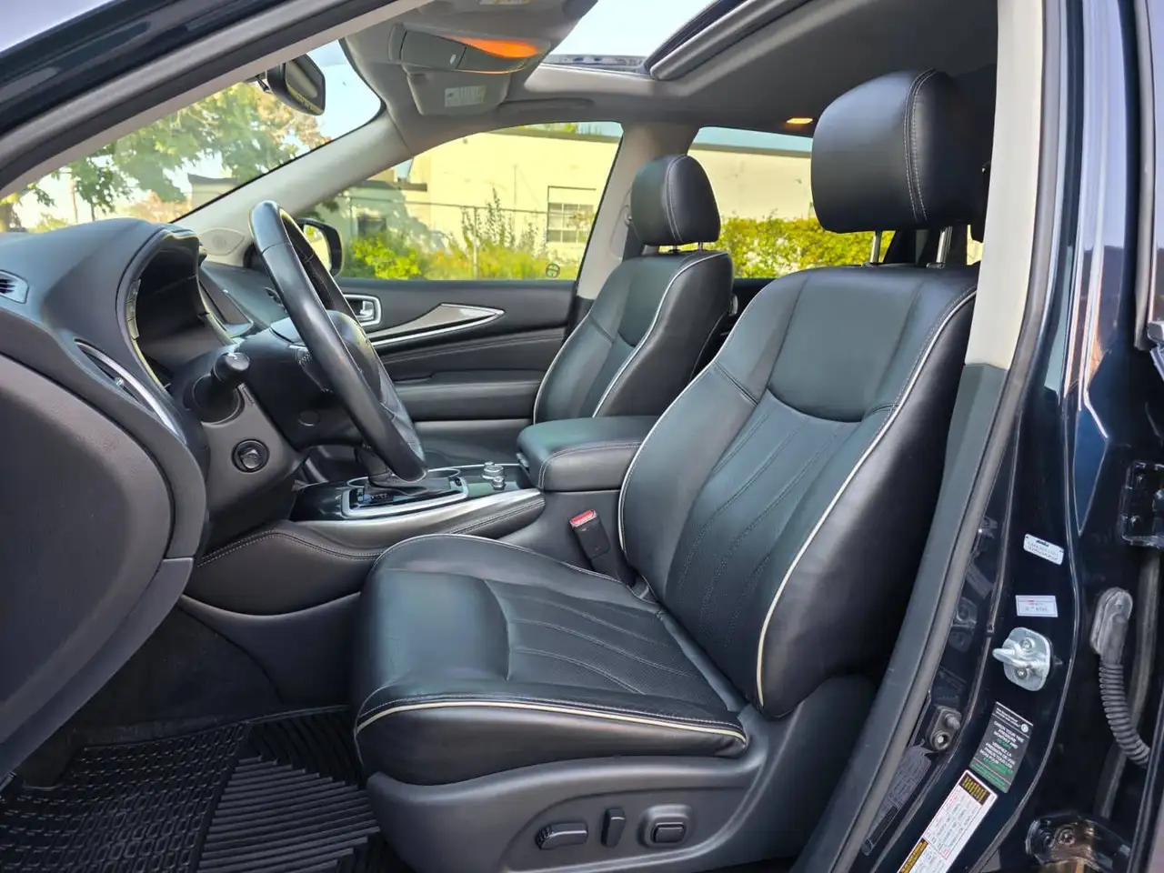 Infiniti QX60 photo Infiniti QX60