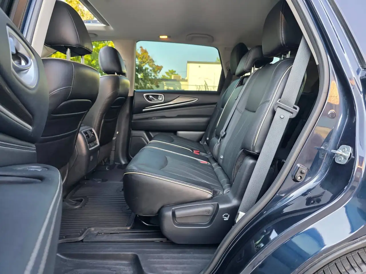 Infiniti QX60 photo Infiniti QX60