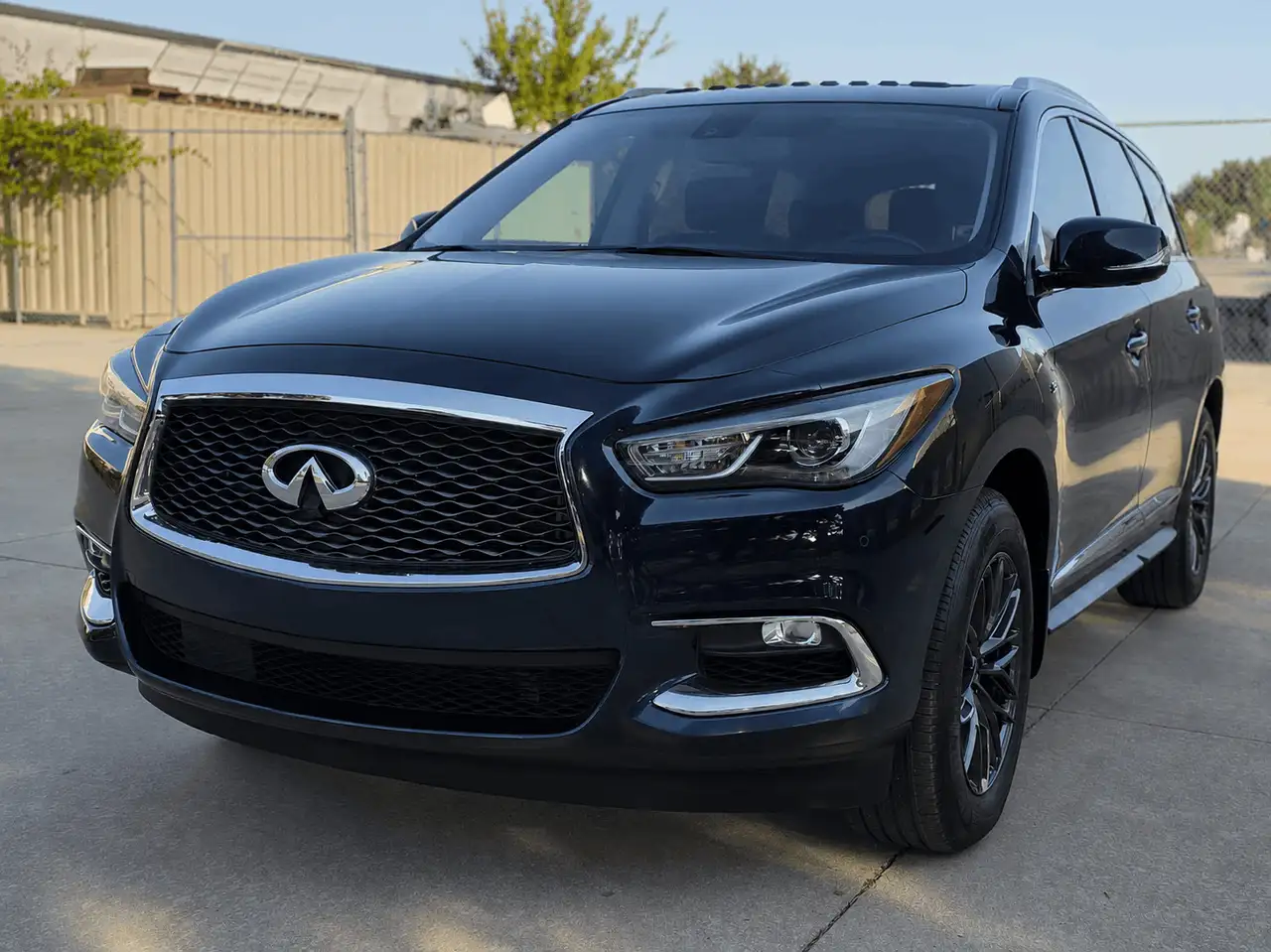 Infiniti QX60 photo Infiniti QX60