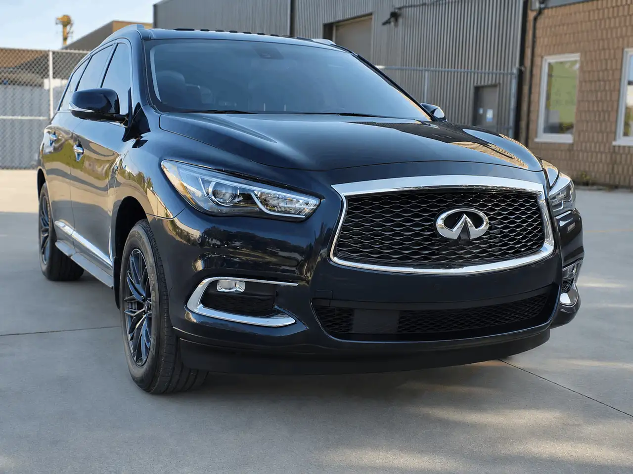 Infiniti QX60 photo Infiniti QX60
