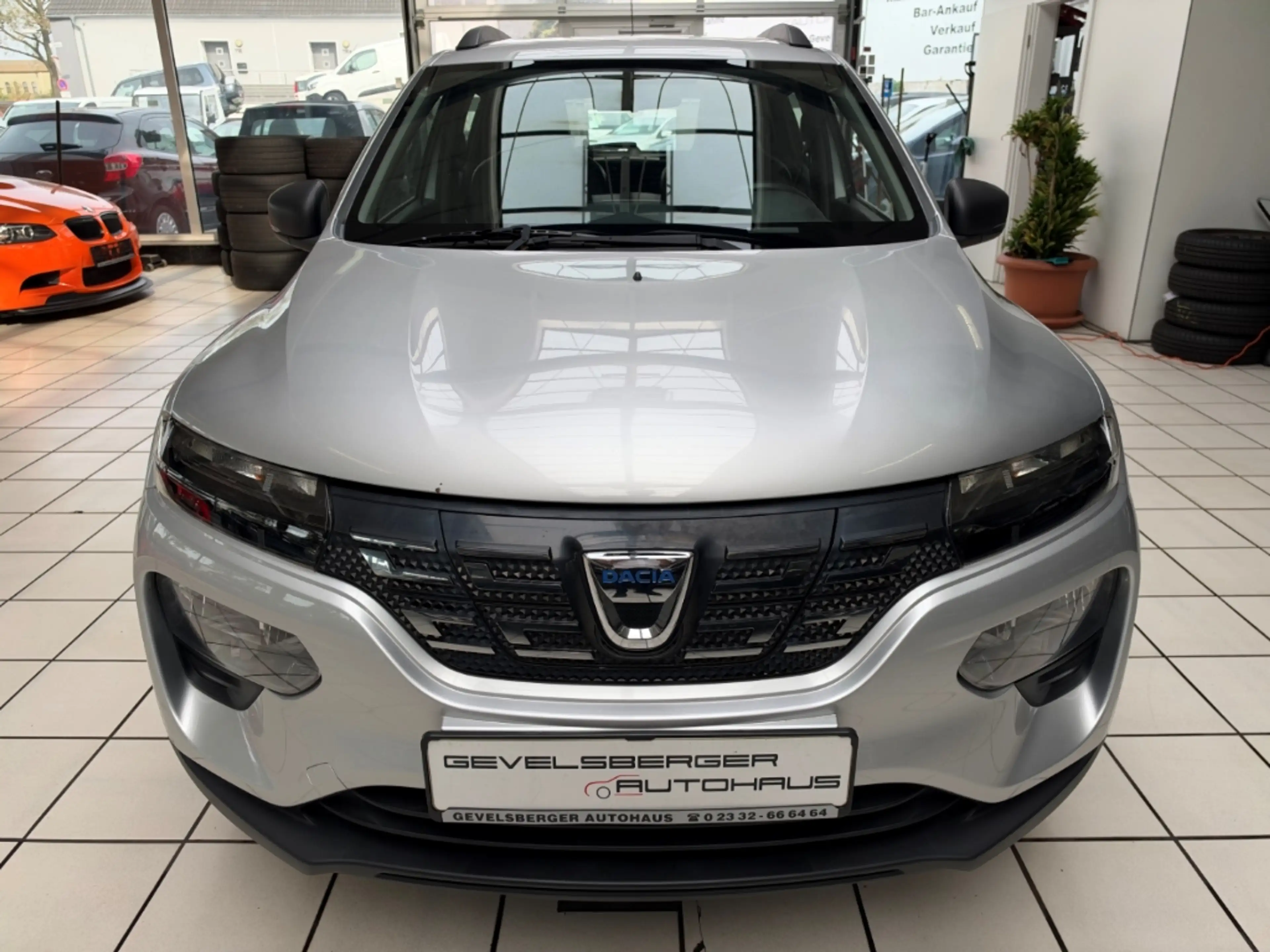 Dacia Spring Electric Comfort aus 1.Hand Navigation — photo 2