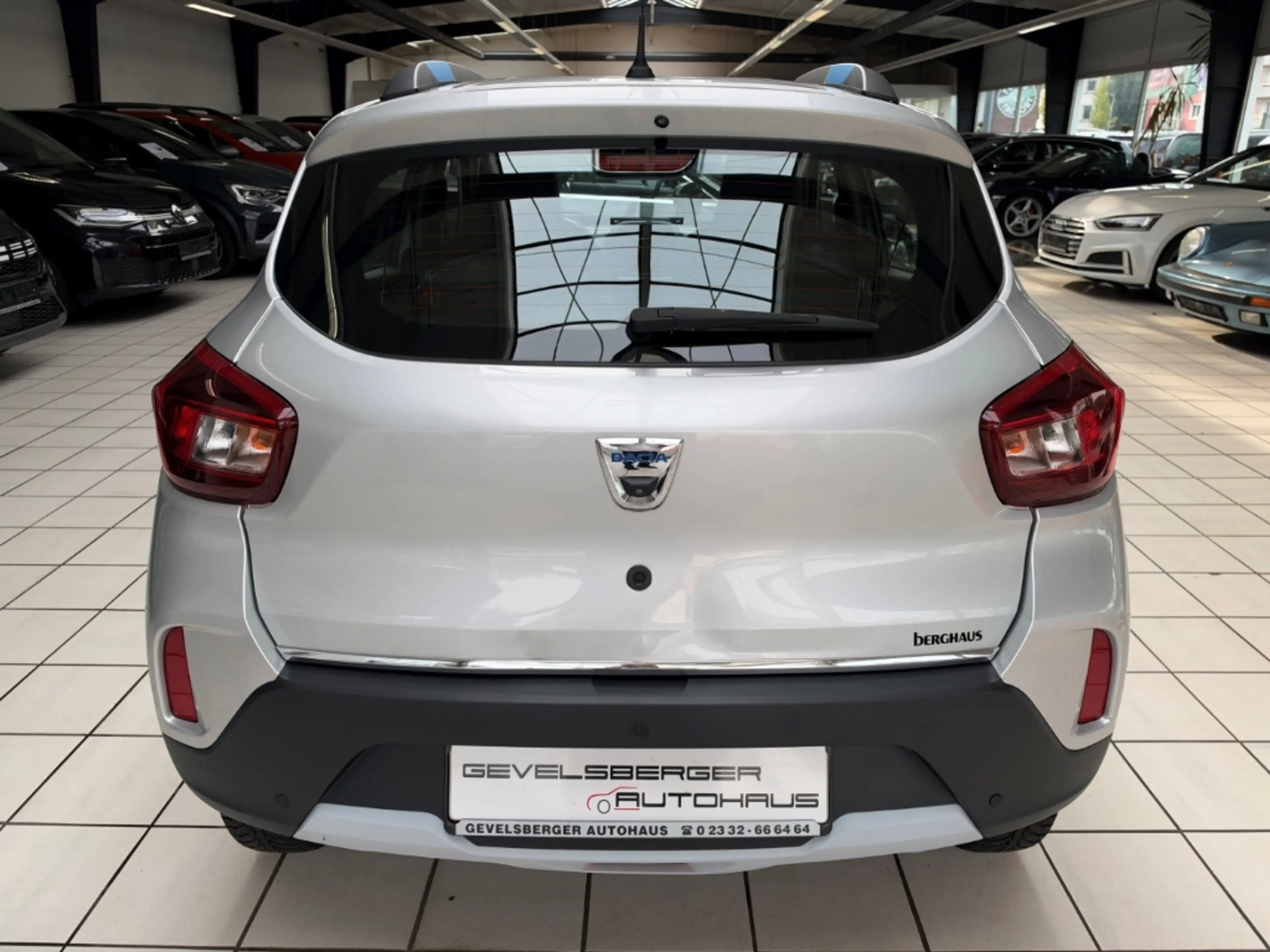 Dacia Spring Electric Comfort aus 1.Hand Navigation — photo 7