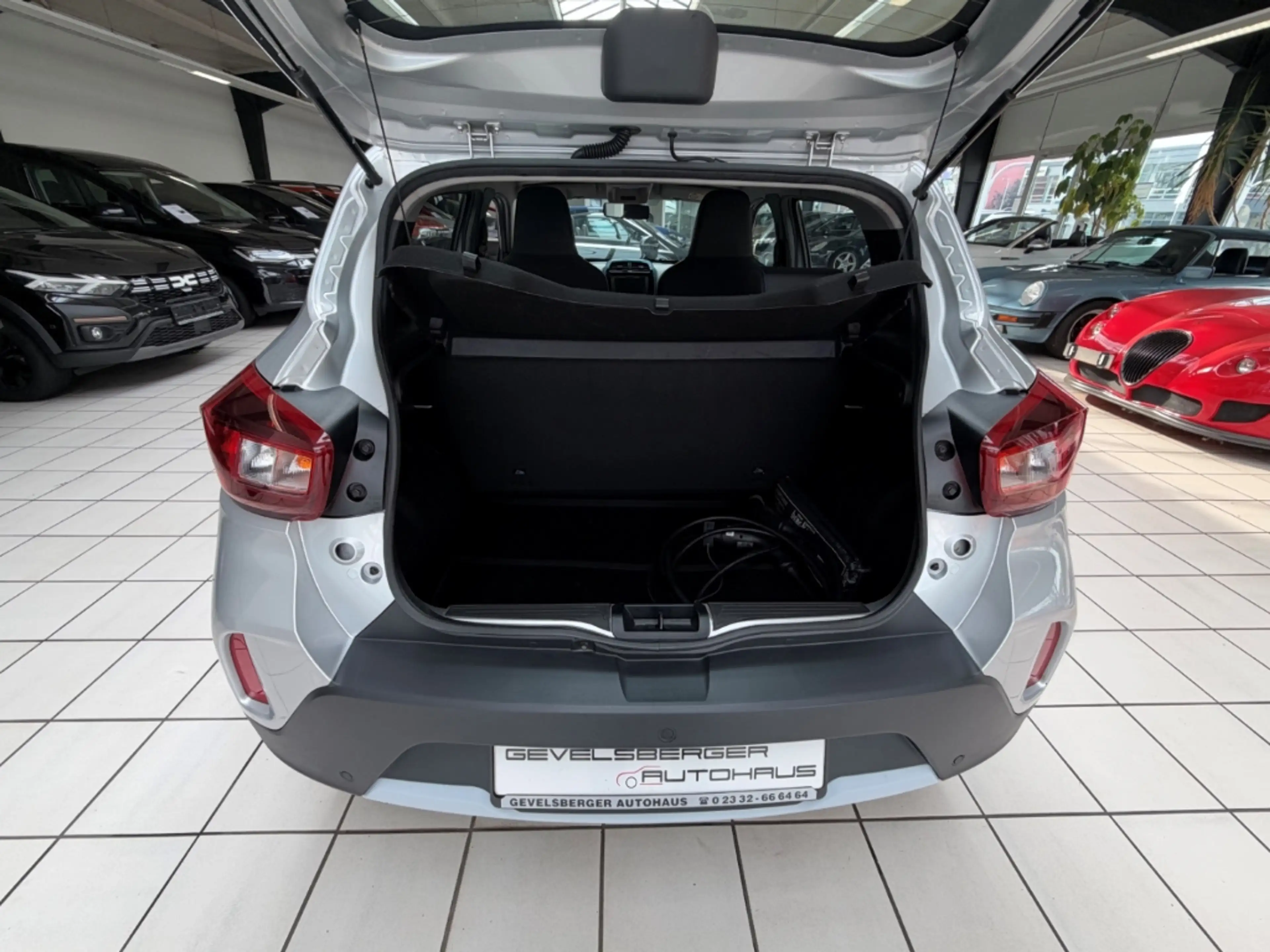 Dacia Spring Electric Comfort aus 1.Hand Navigation — photo 15