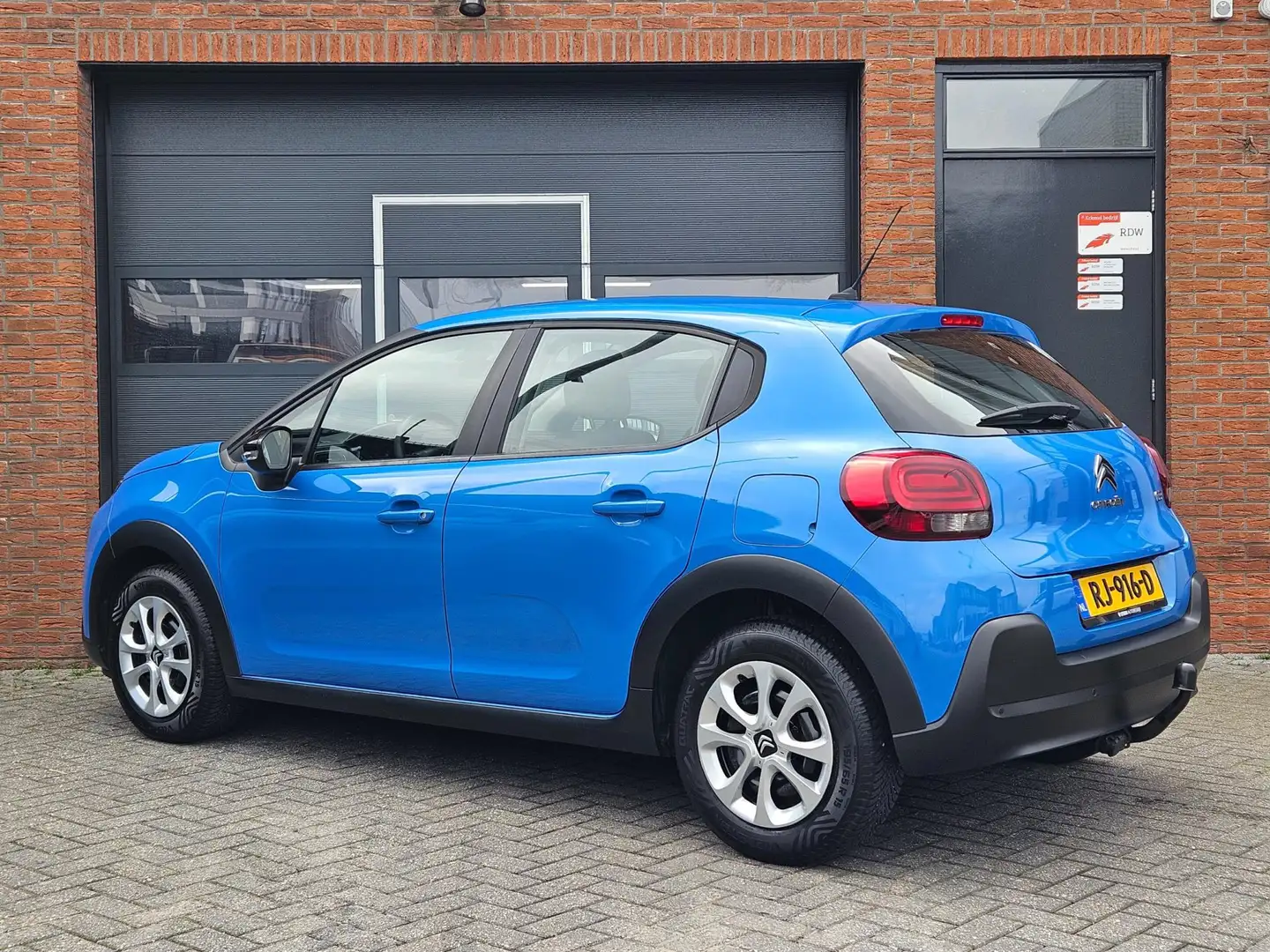 Citroen C3 1.2 PureTech Feel Navi Carplay Cruise Trekhaak Blau - 2