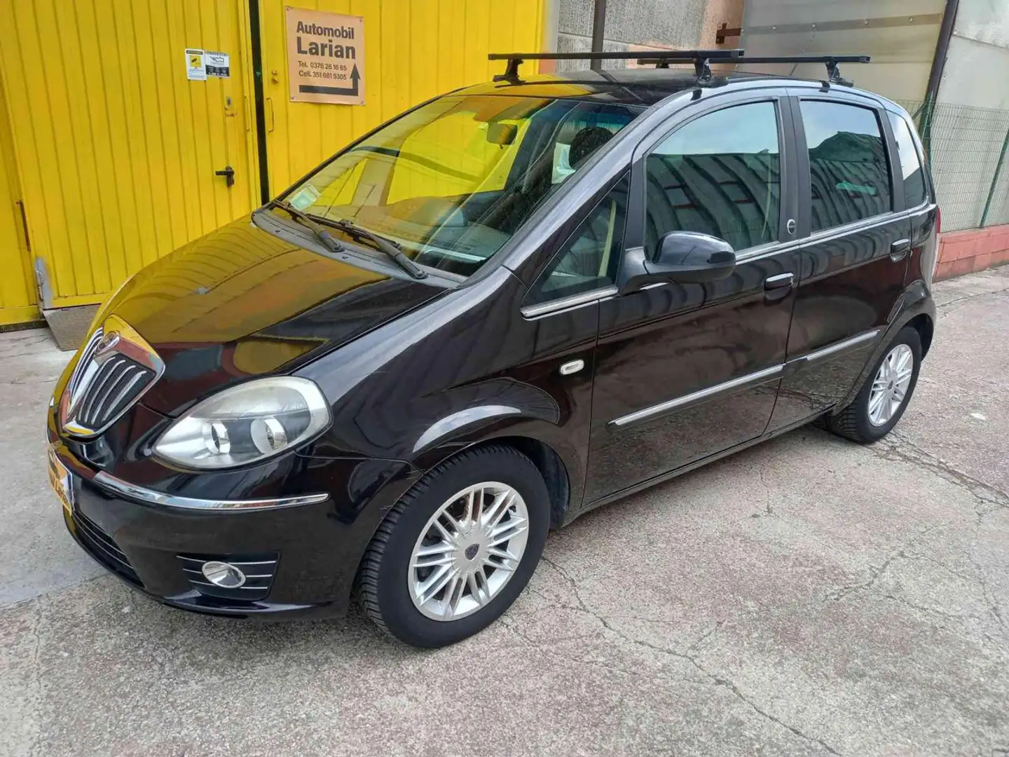 Lancia MUSA 1.4 8V Ecochic (GPL) Diva per neopatentati Чорний - 2