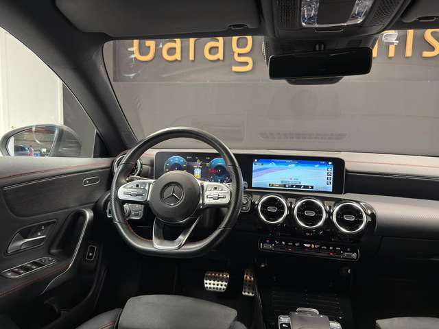 Mercedes-Benz CLA 180 — photo 10