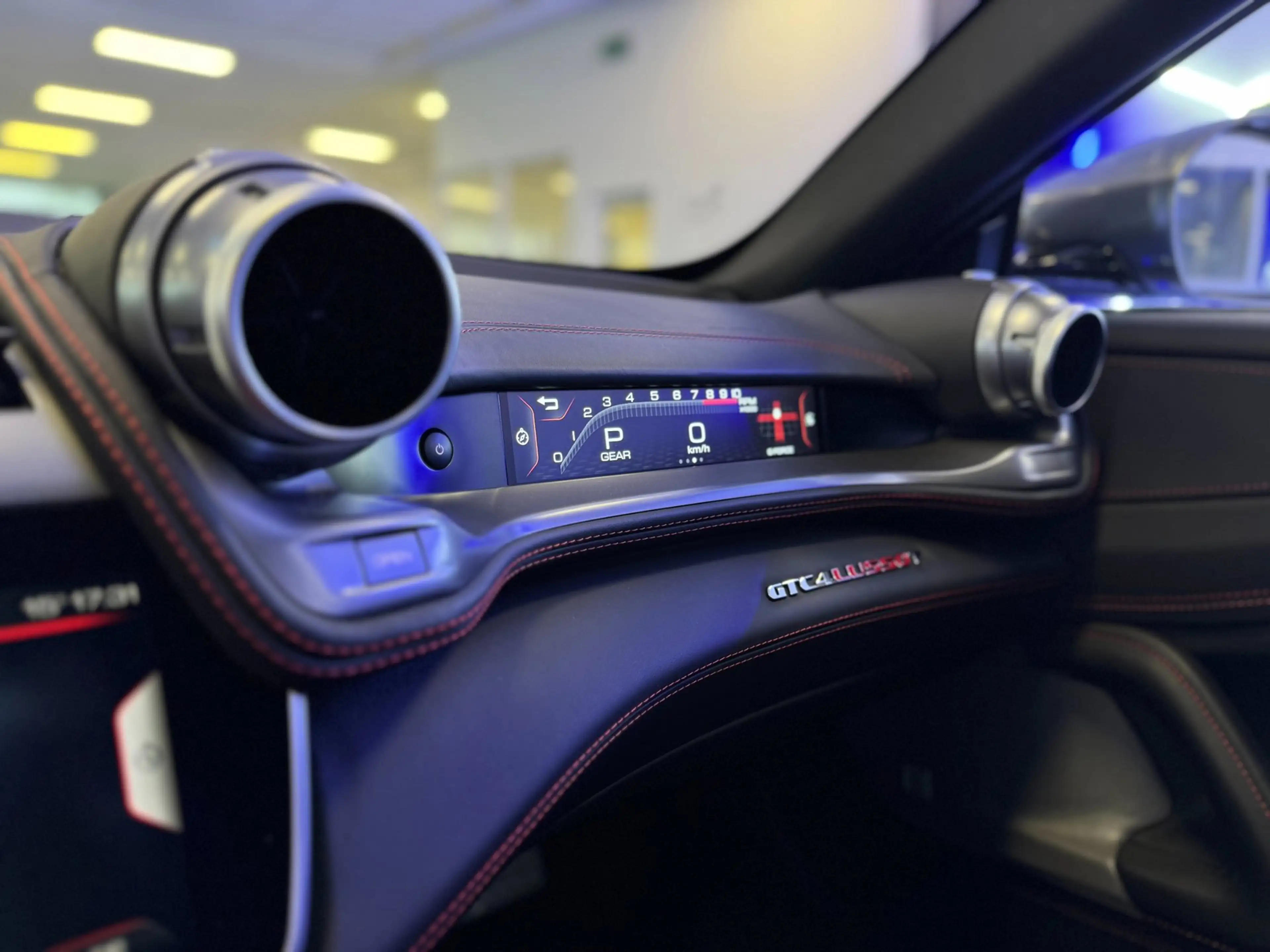 Ferrari GTC4 Lusso GTC4Lusso T 3.9 V8 I Pano-dak I Lift I Passenger D — photo 9